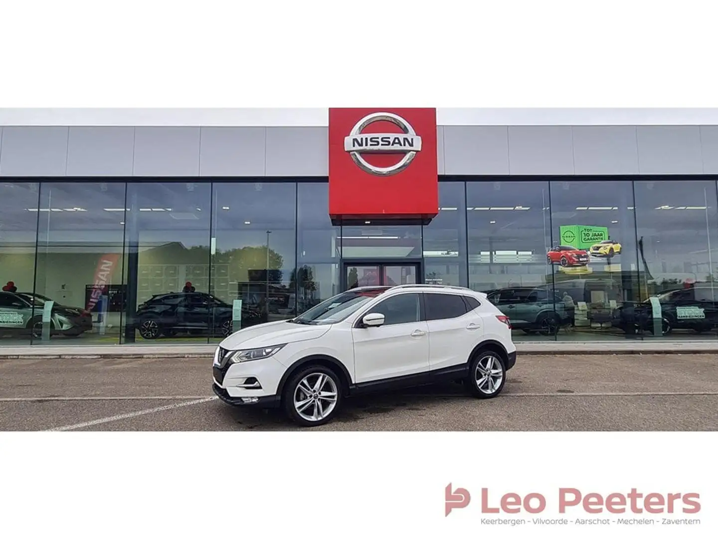 Nissan Qashqai 1.3 DIG-t N-Connecta + 19" velgen Weiß - 1