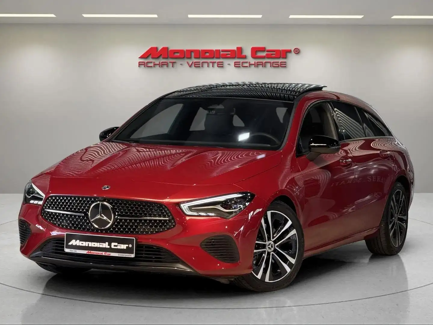 Mercedes-Benz CLA 200 CLA Shooting Brake 200 * GPS * Carplay * camera * Červená - 1