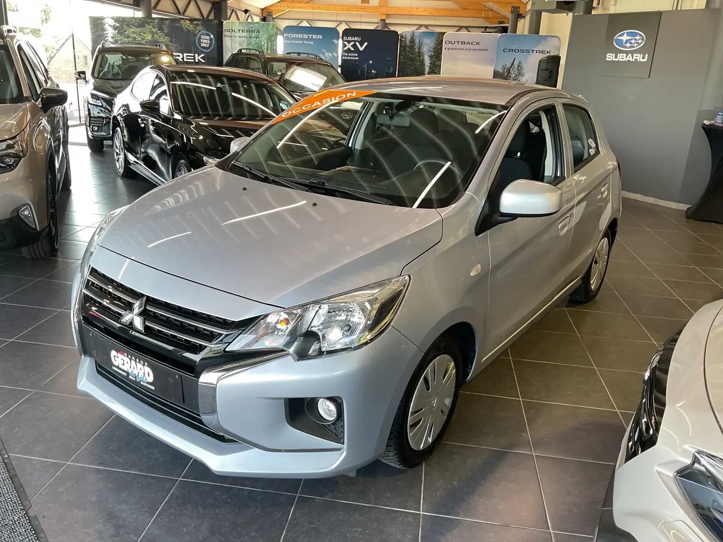 Mitsubishi Space Star Space Star 1.0i Inform Plateado - 1
