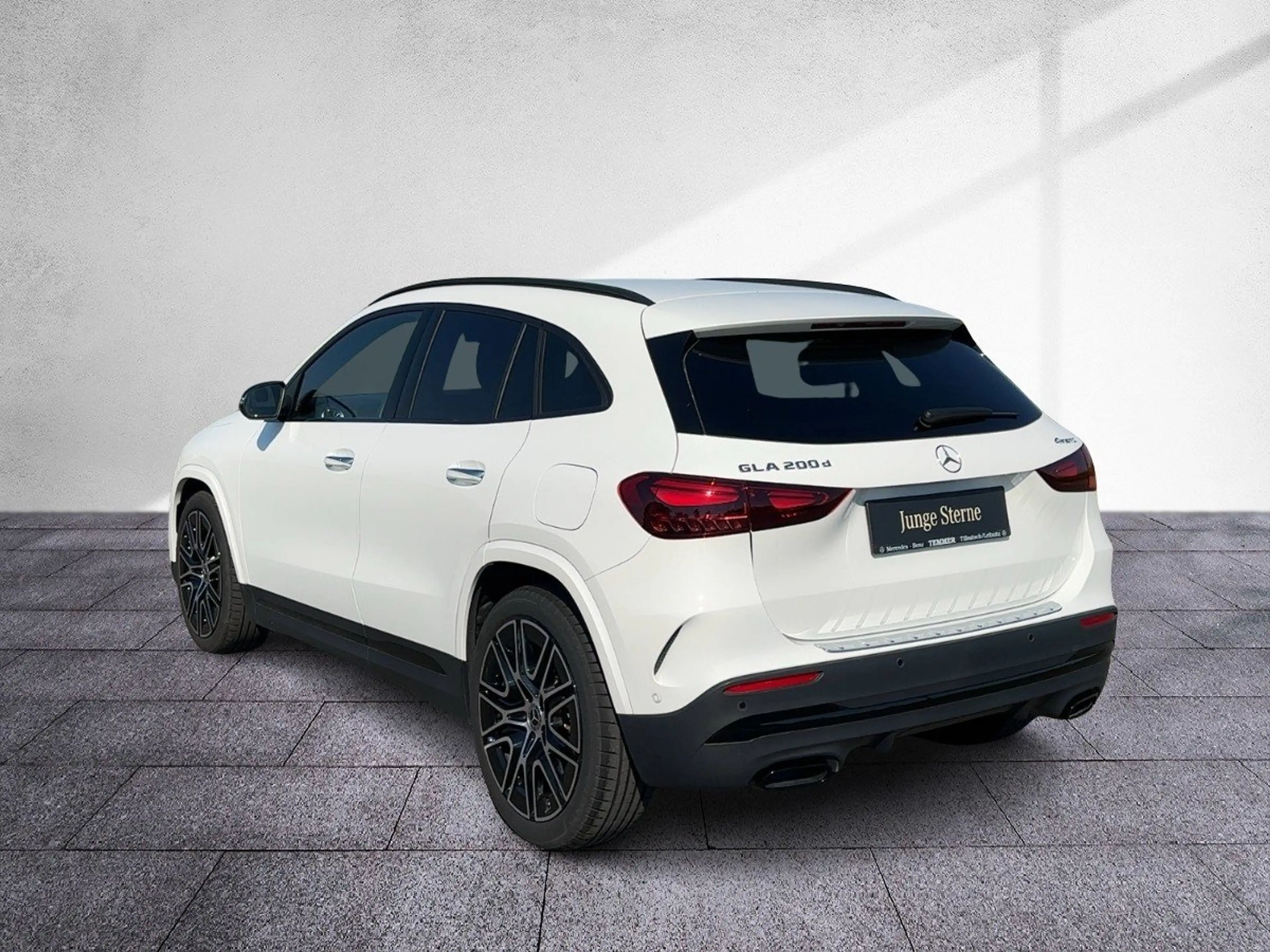 Mercedes-Benz GLA 200 d 4M AMG-Line NP:62.044 AHV Multibeam DIST — photo 4