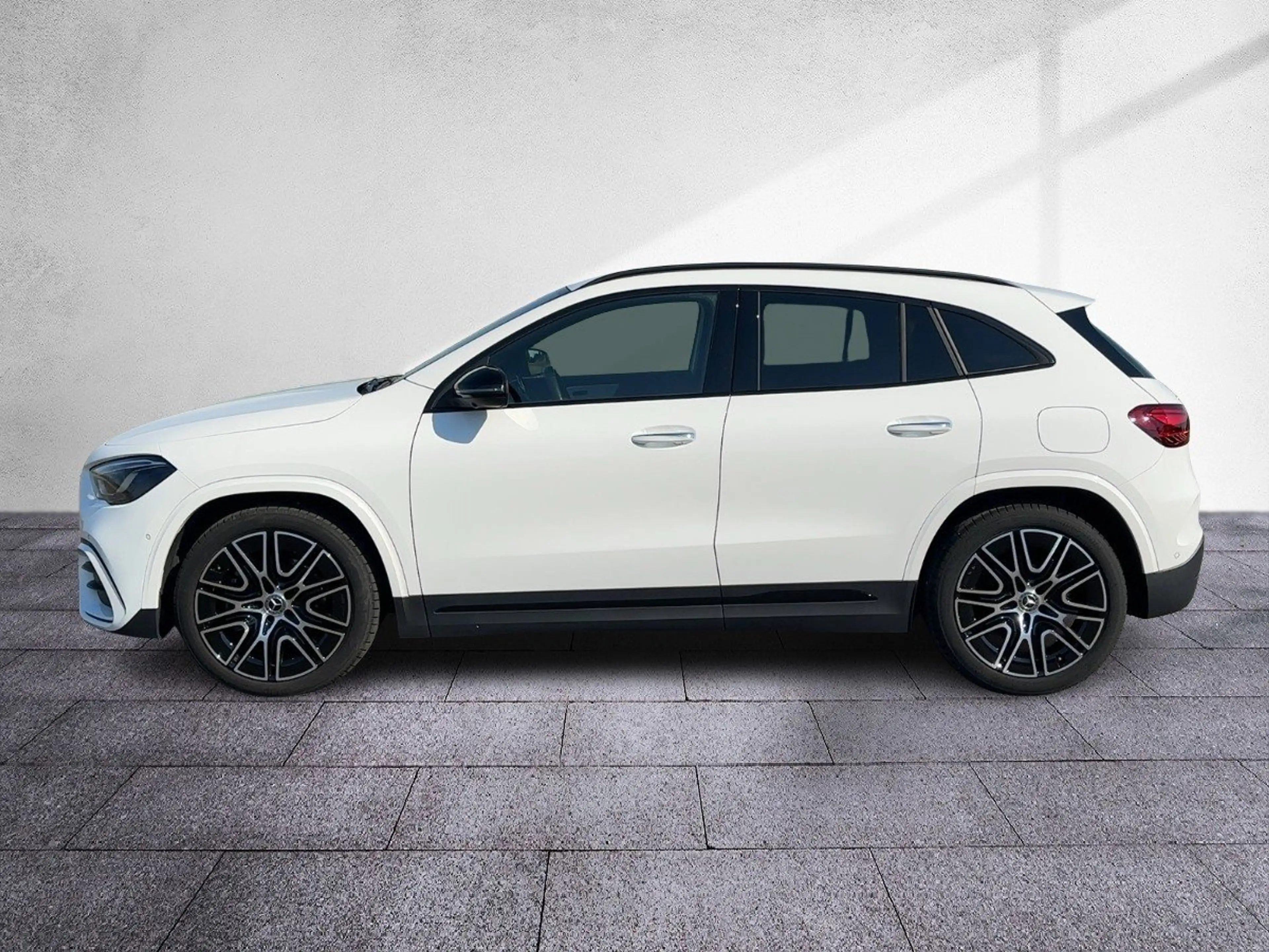 Mercedes-Benz GLA 200 d 4M AMG-Line NP:62.044 AHV Multibeam DIST — photo 3