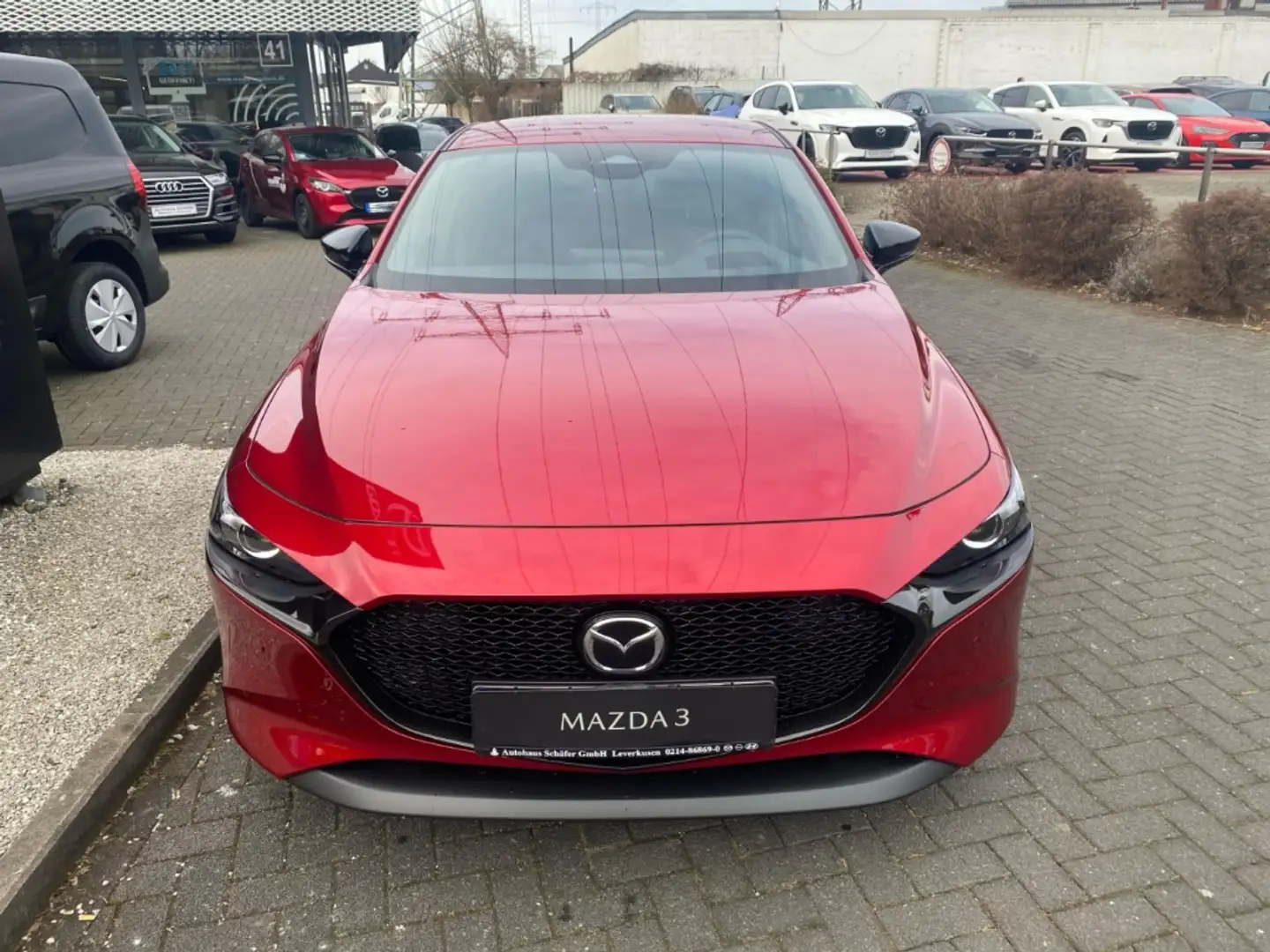 Mazda 3 (2025) HOMURA e-Skyactiv-G 140PS 6MT HUD Navi LED Rojo - 2