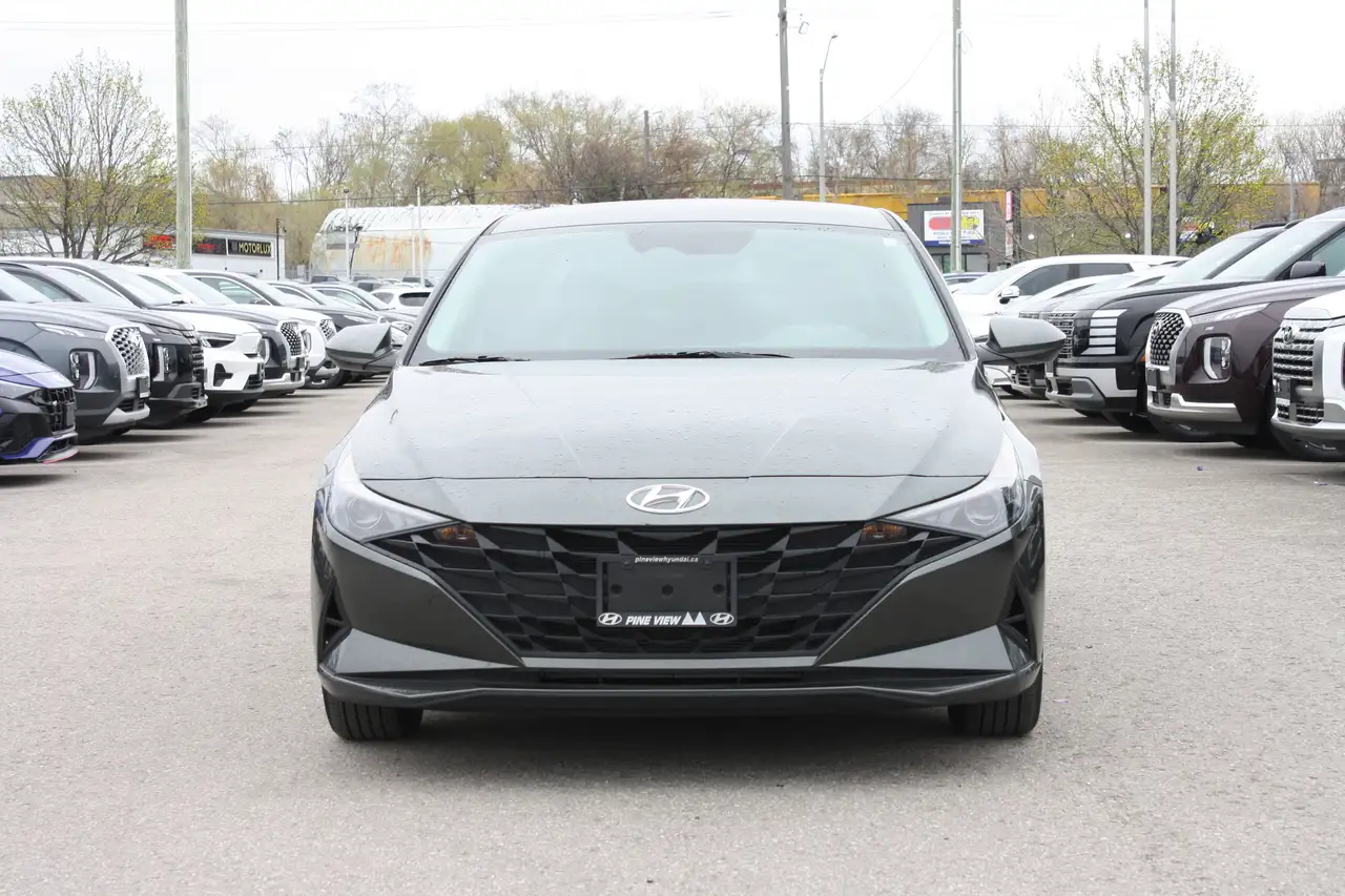 Hyundai ELANTRA снимка Hyundai ELANTRA