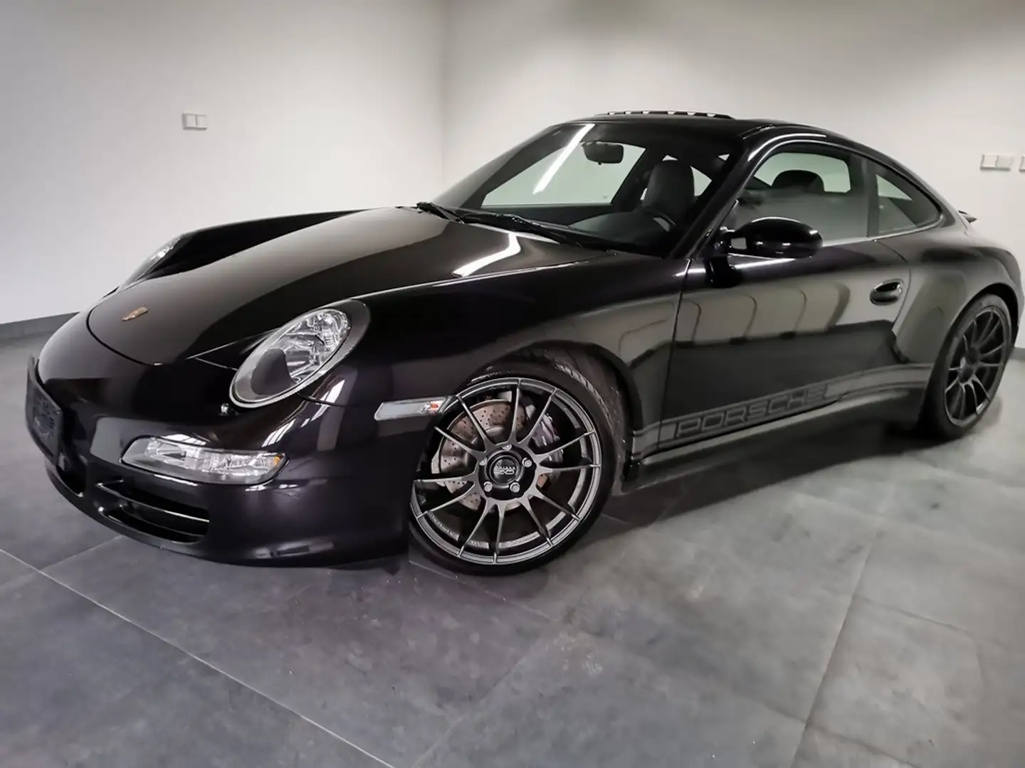 Porsche 997 -911 Carrera 4,absolut neuwertiger Zustand,el.SD Schwarz - 1