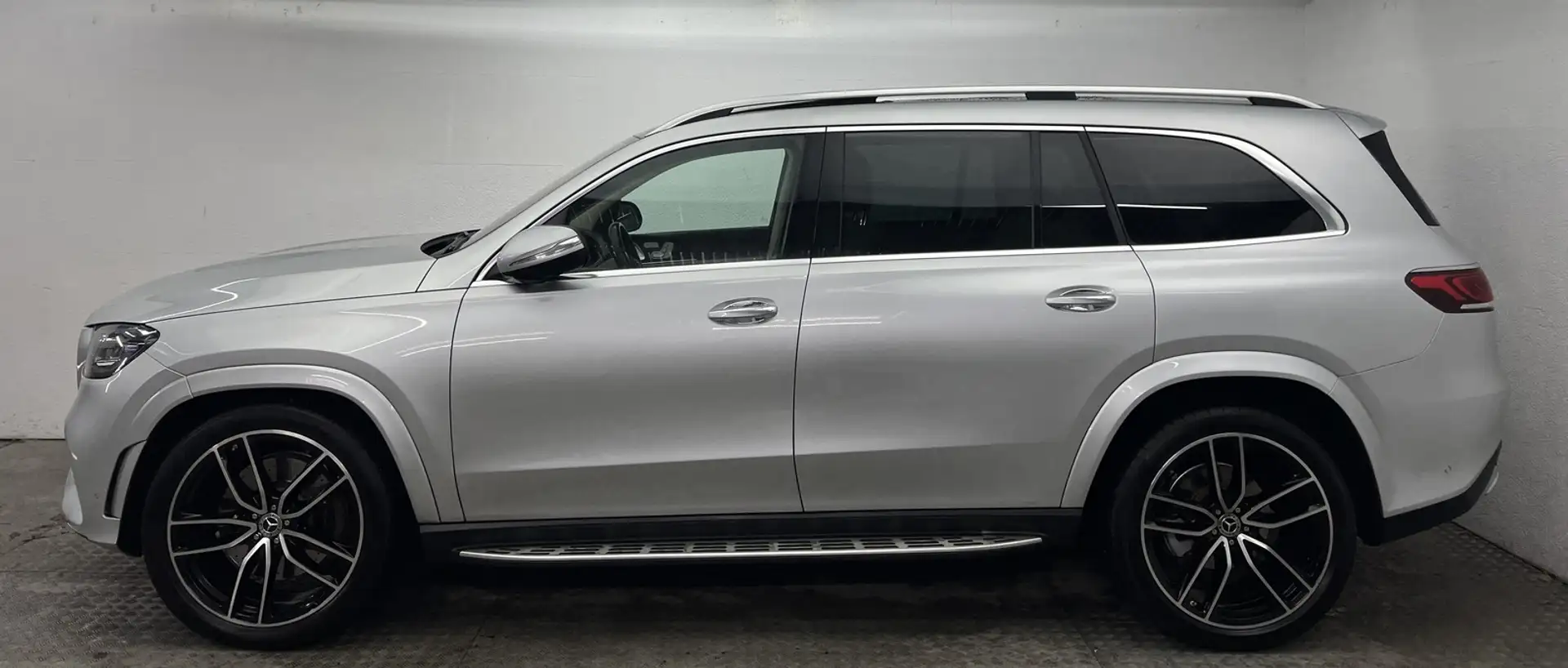 Mercedes-Benz GLS 350 d 4M AMG 7SITZ+PANO+23Z+TRITT+STANDHZG+ Silber - 2