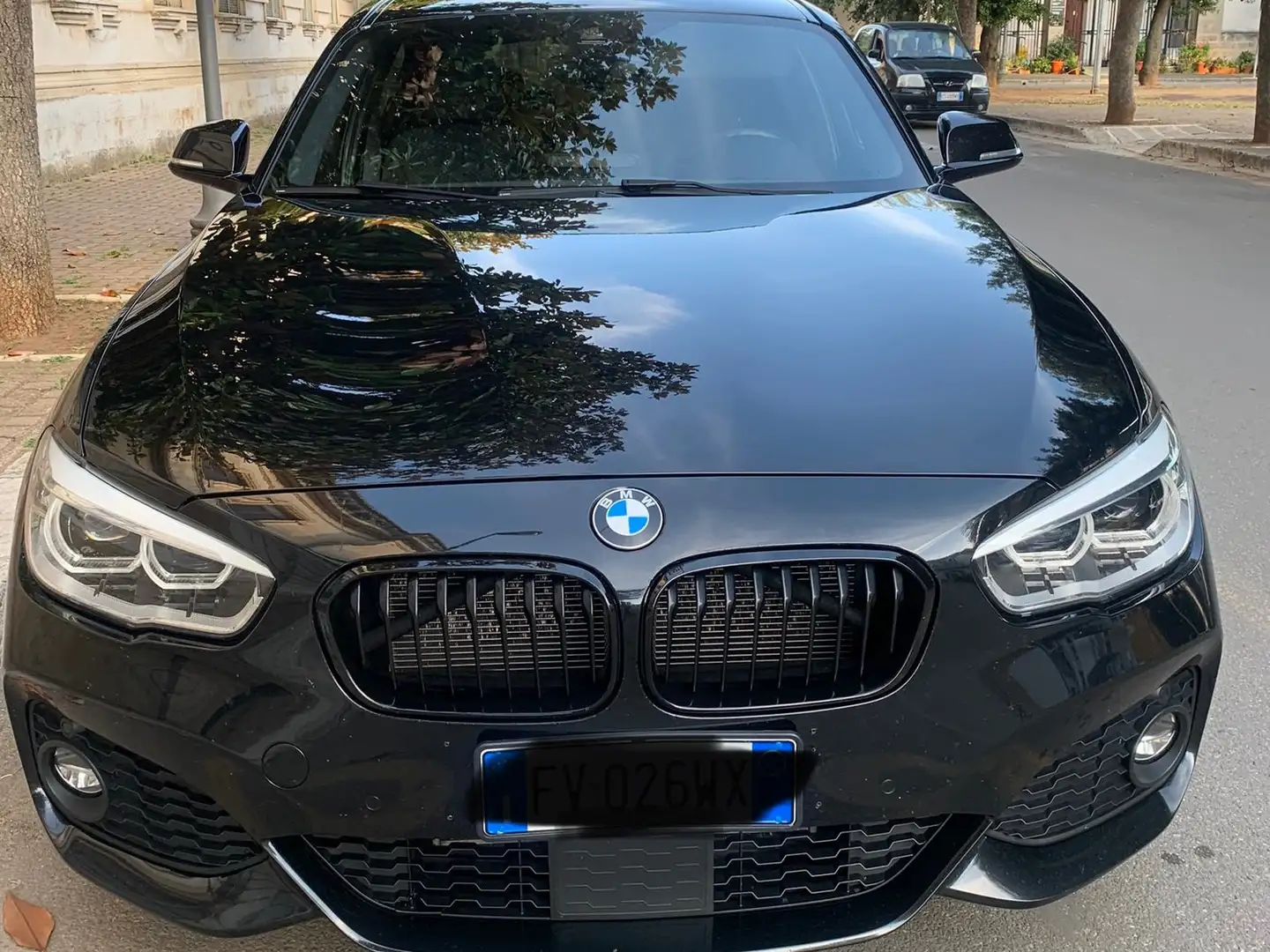 BMW 125 125d Msport 5p auto Negro - 1