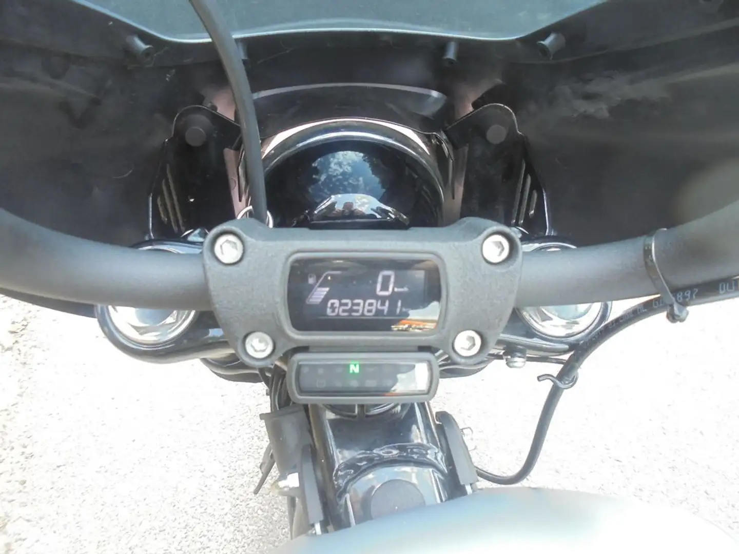 Harley-Davidson Street Bob - 2