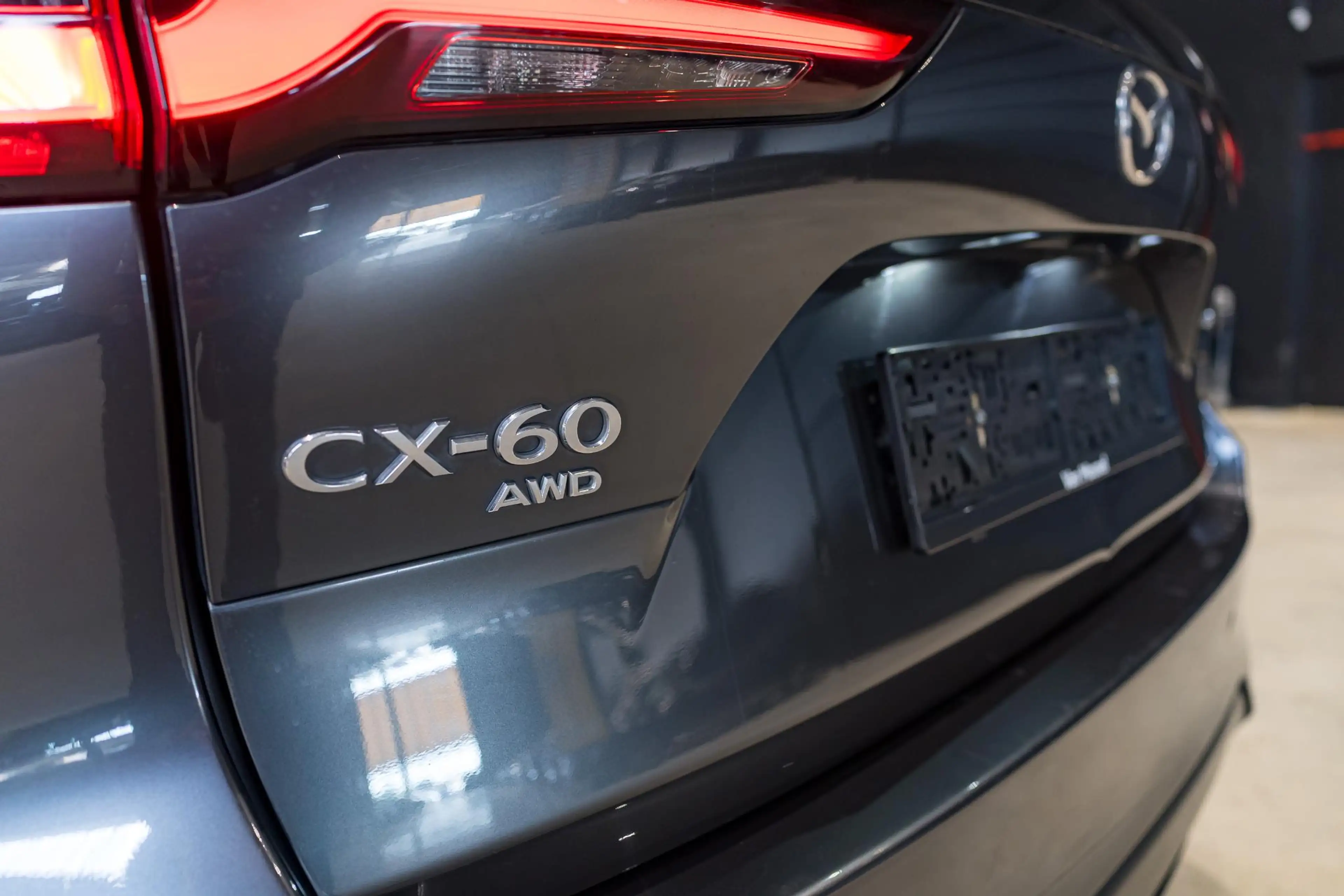 Mazda CX-60 2.5 PHEV Homura — photo 10