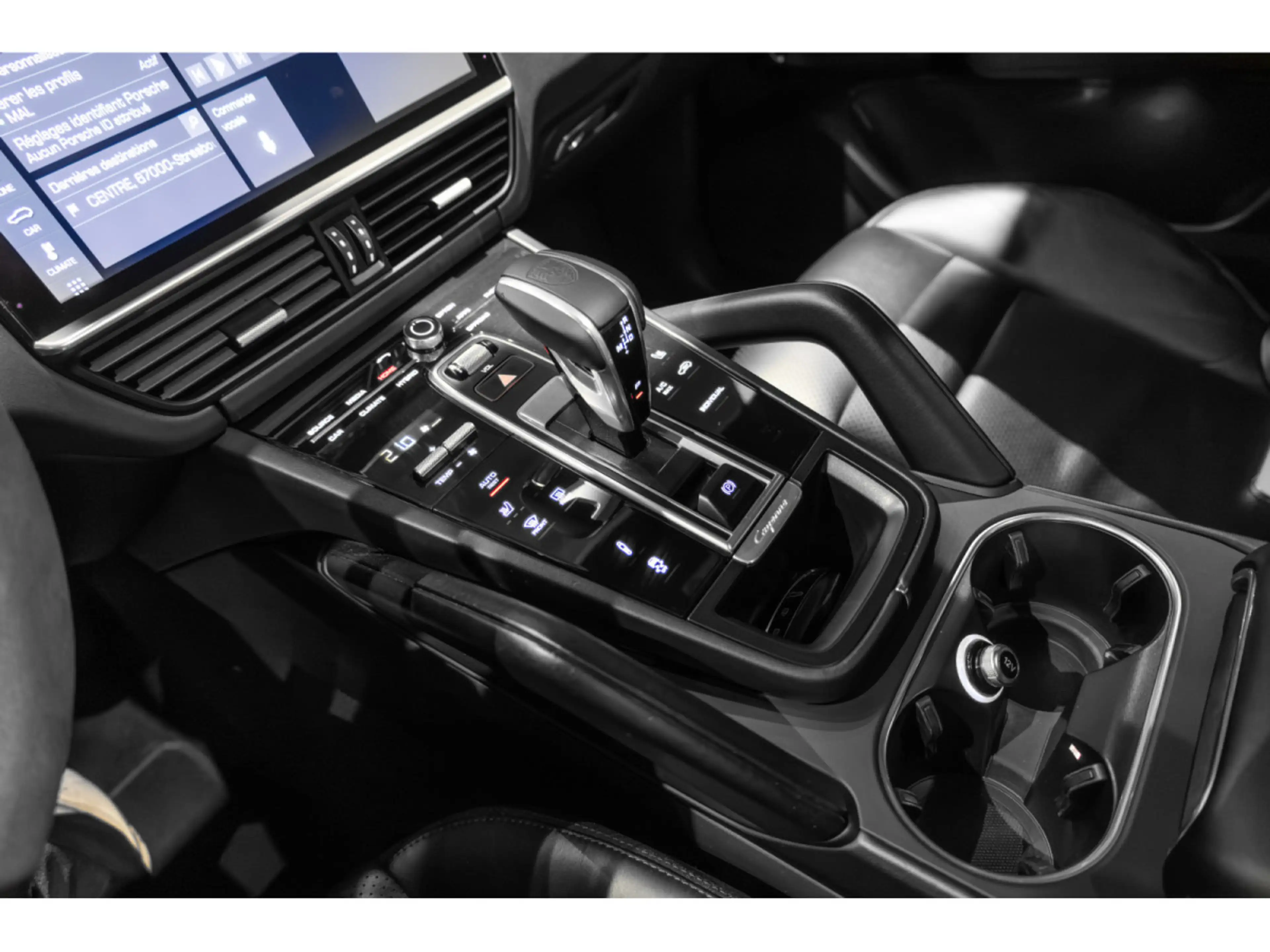 Porsche Cayenne E-Hybrid — photo 12