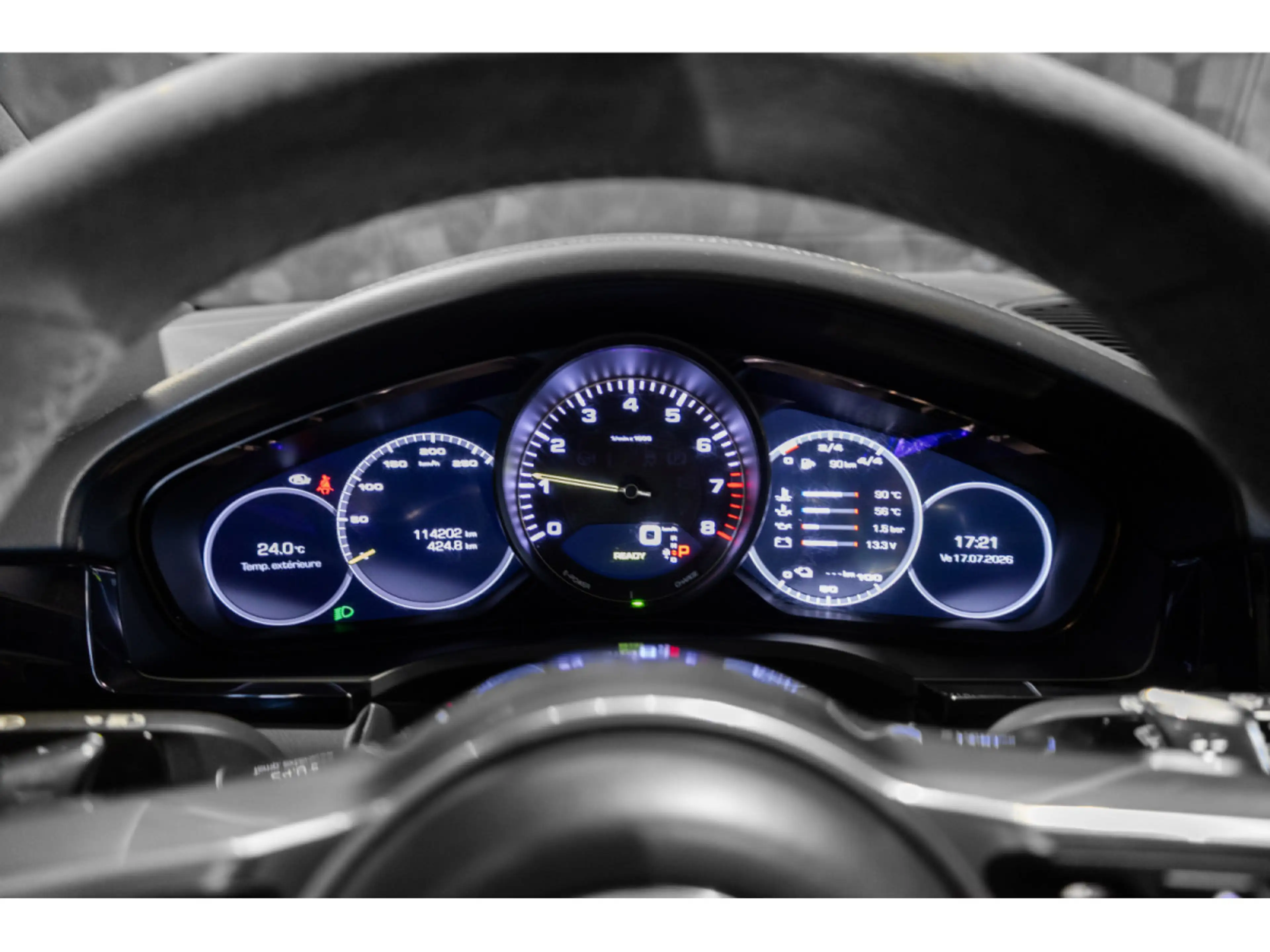 Porsche Cayenne E-Hybrid — photo 15