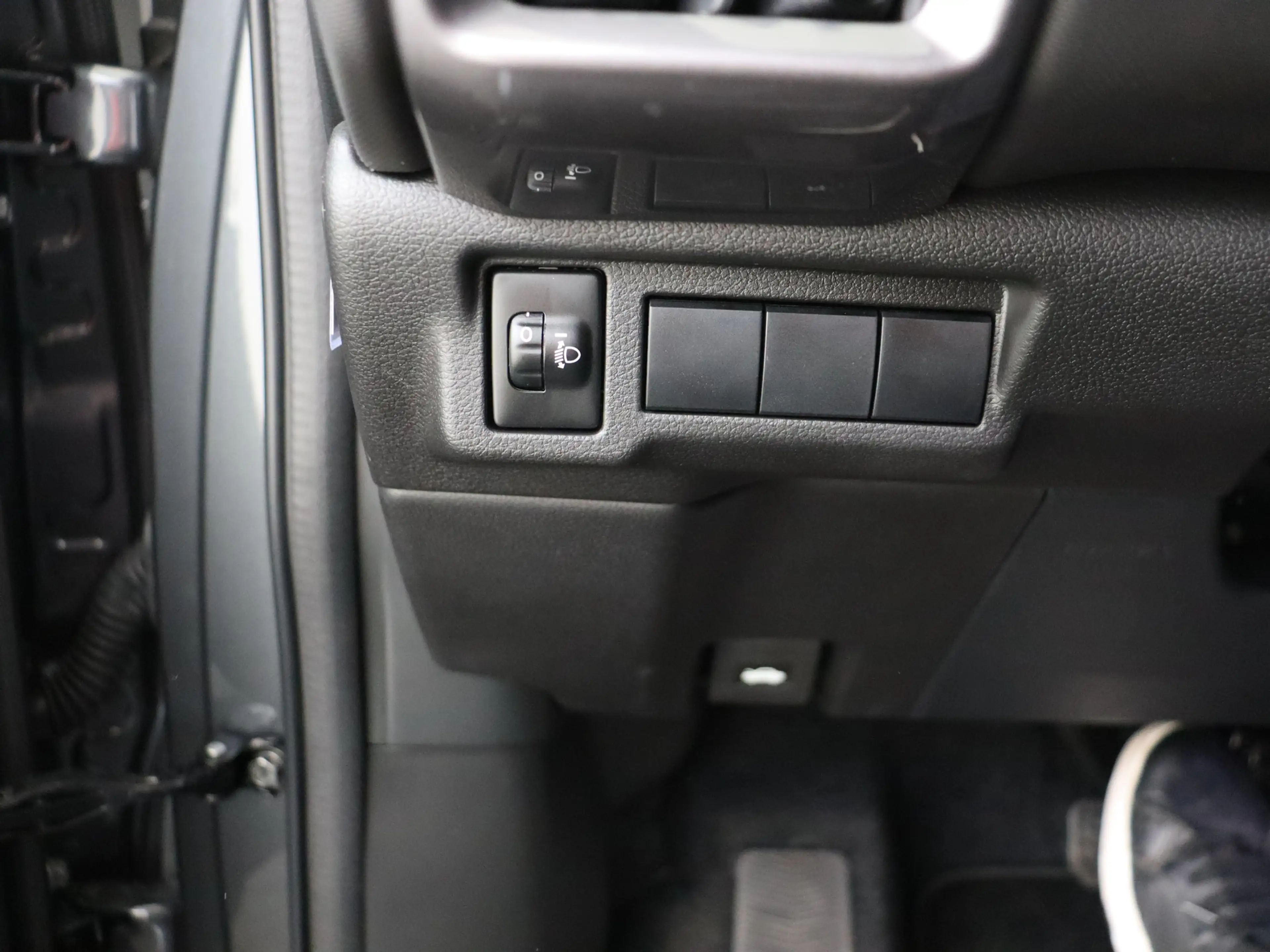 Toyota Urban Cruiser Dynamic 61 kWh — photo 11