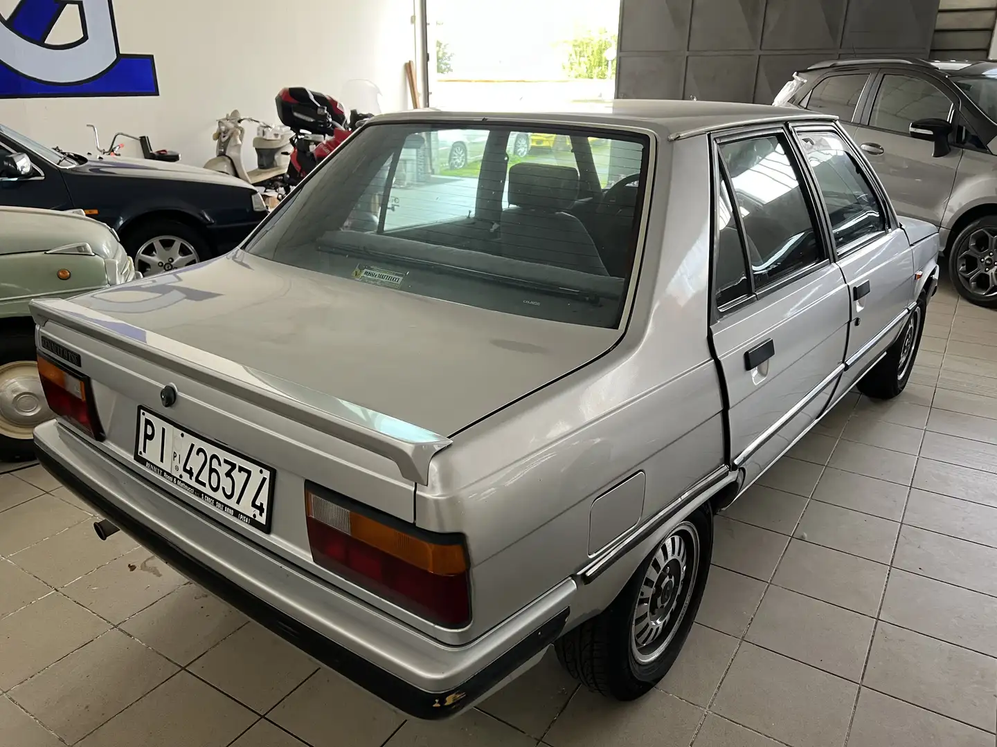 Renault R 9 R9 1.4 TSE - 2