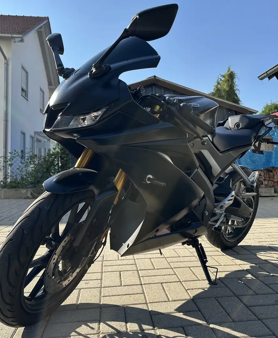 Yamaha YZF-R125 Noir - 1
