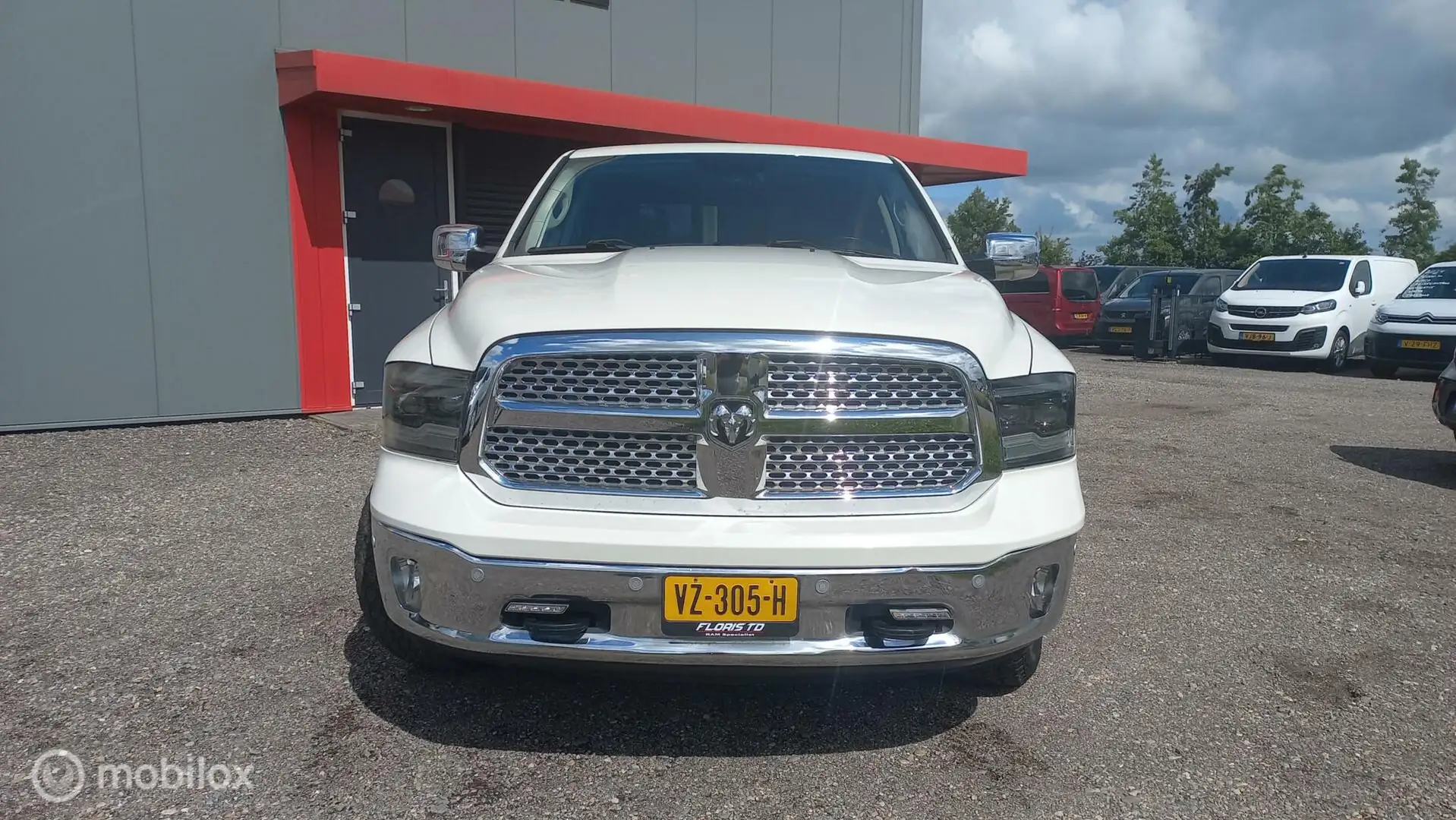 Dodge RAM 1500 5.7 V8 Quad Cab 6'4/MARGE Wit - 2