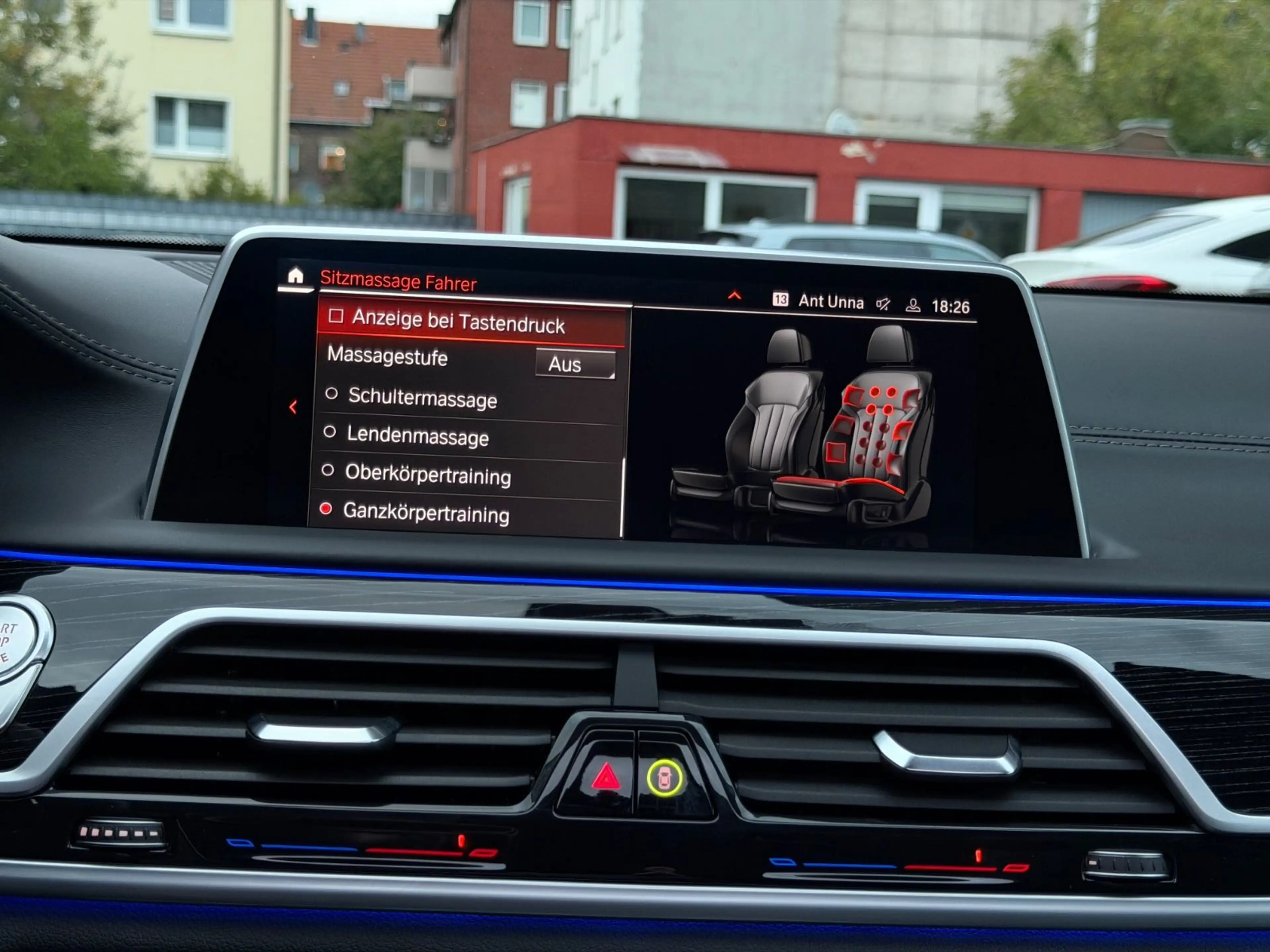 BMW 750 i xDrive M-SPORTPAKET/MASSAGE/HUD/GLASDACH/ — photo 23