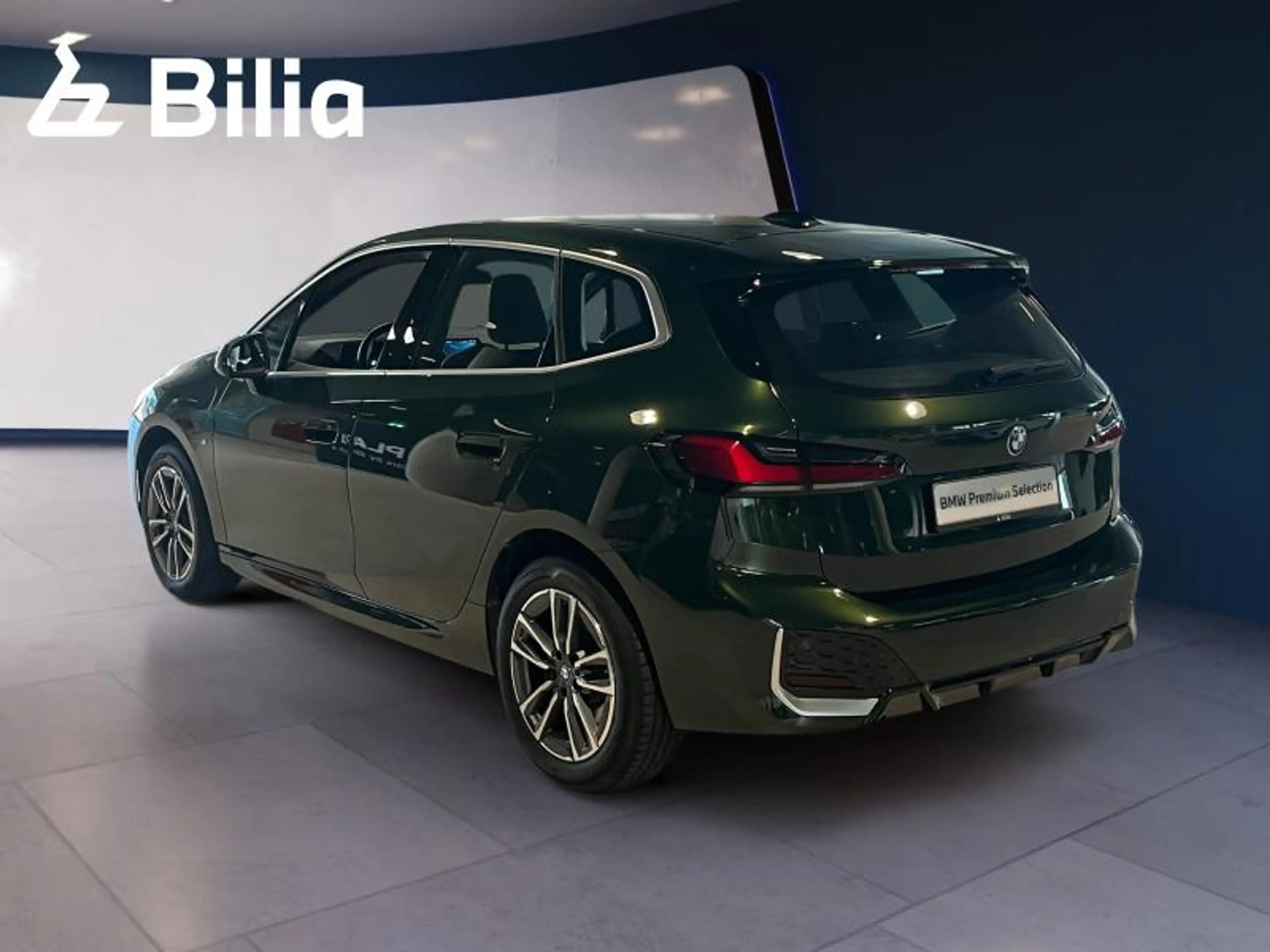 BMW 230 230e xDrive Active Tourer — photo 6