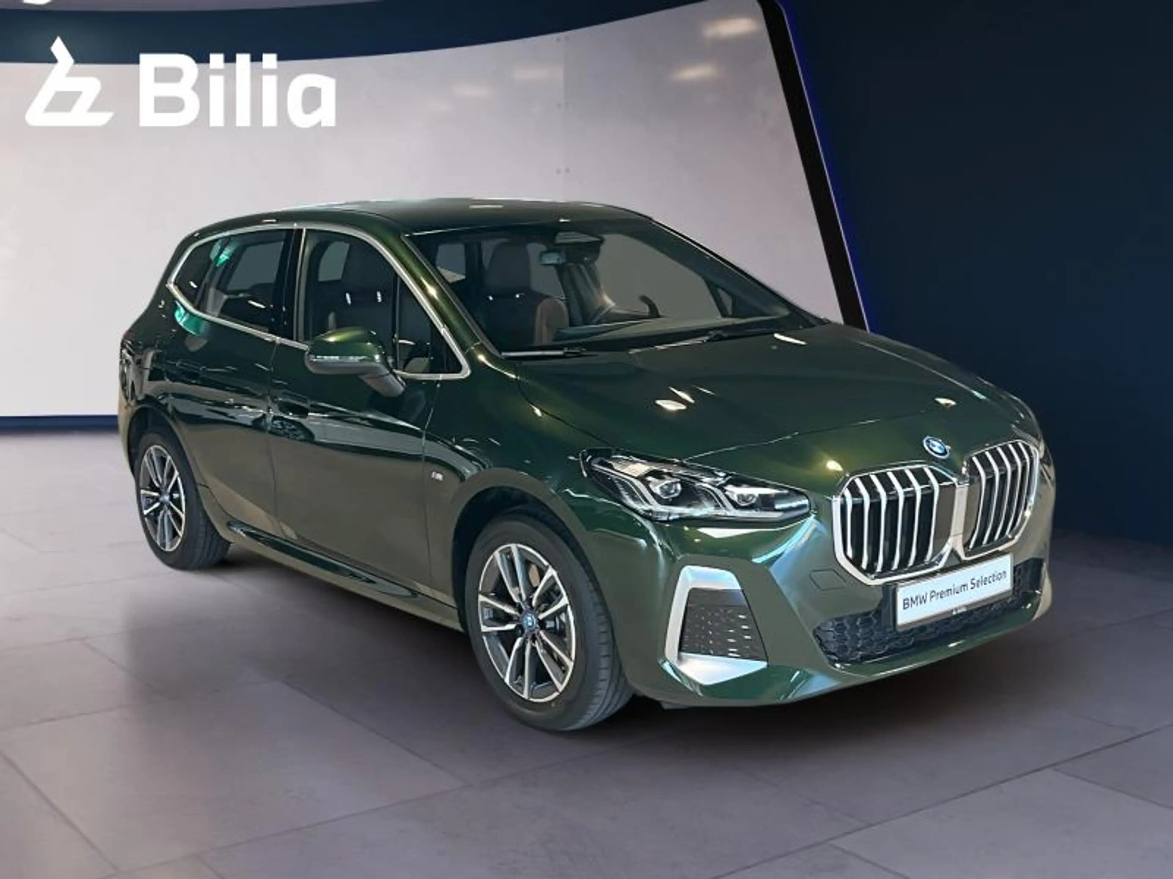BMW 230 230e xDrive Active Tourer — photo 9