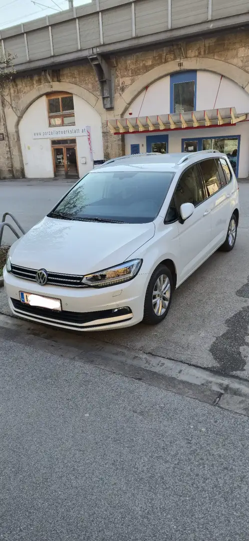 Volkswagen Touran Comfortline 1,6 SCR TDI DSG Weiß - 2