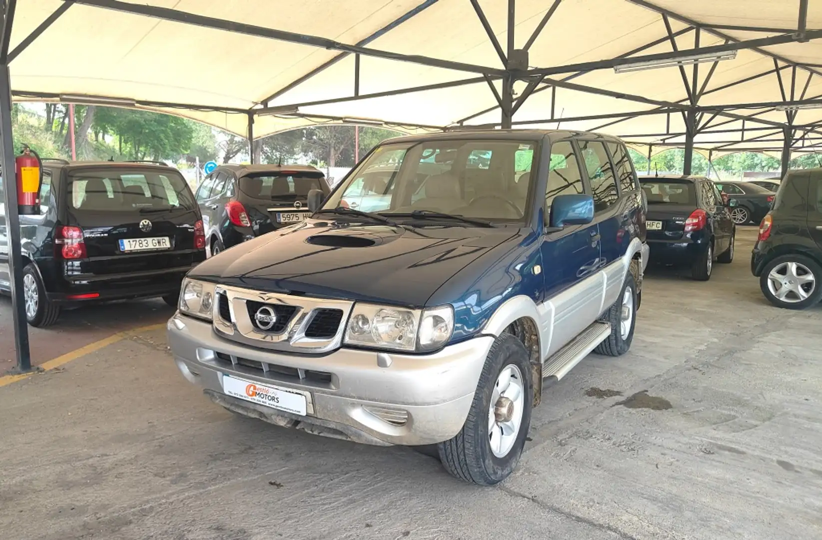 Nissan Terrano 2.7 TDi Luxury Albastru - 1