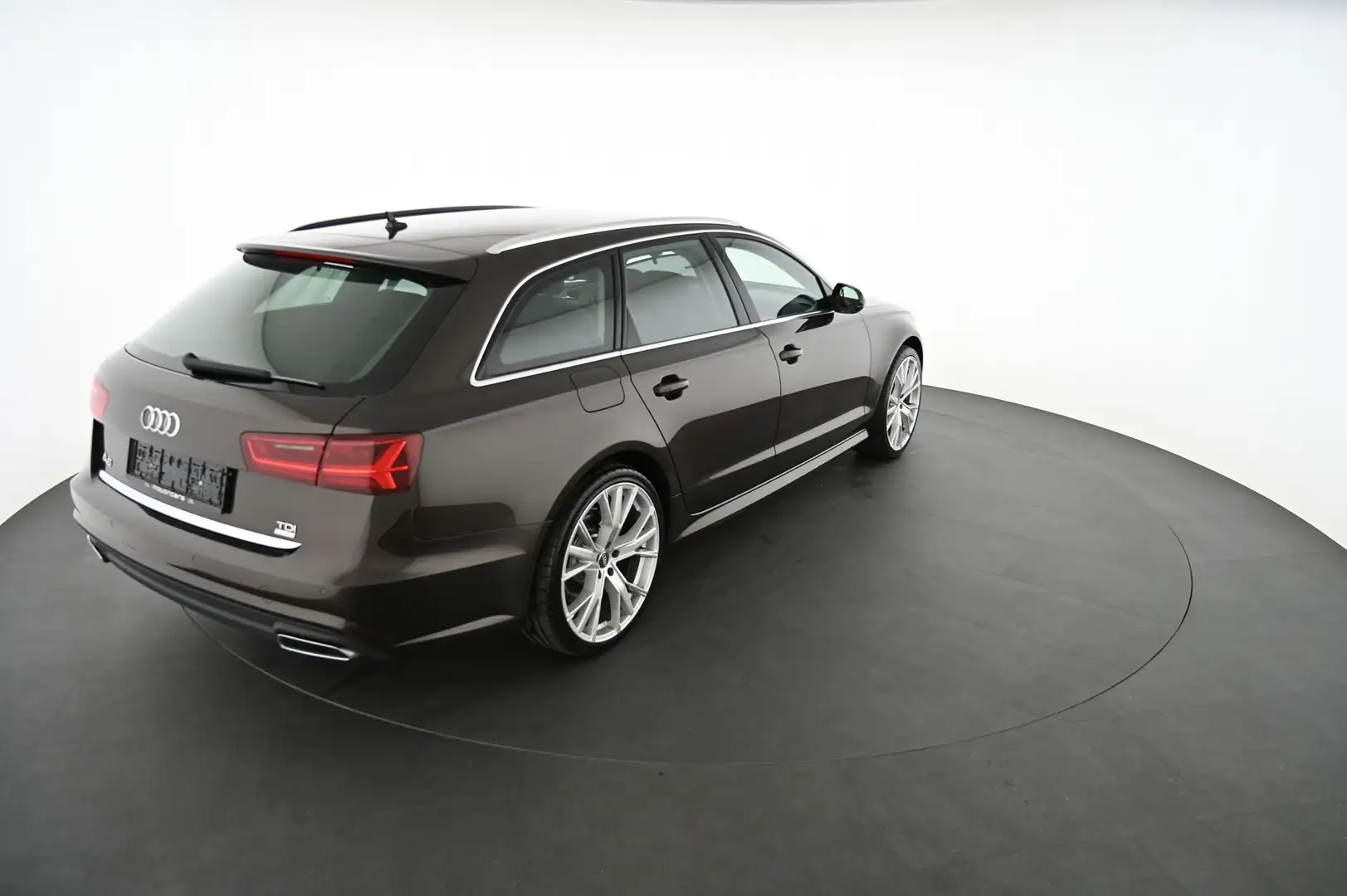 Audi A6 Avant 2.0 TDI ultra S-tronic Pickerl NEU Braun - 2