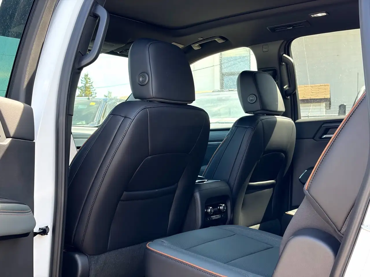 GMC Acadia снимка GMC Acadia
