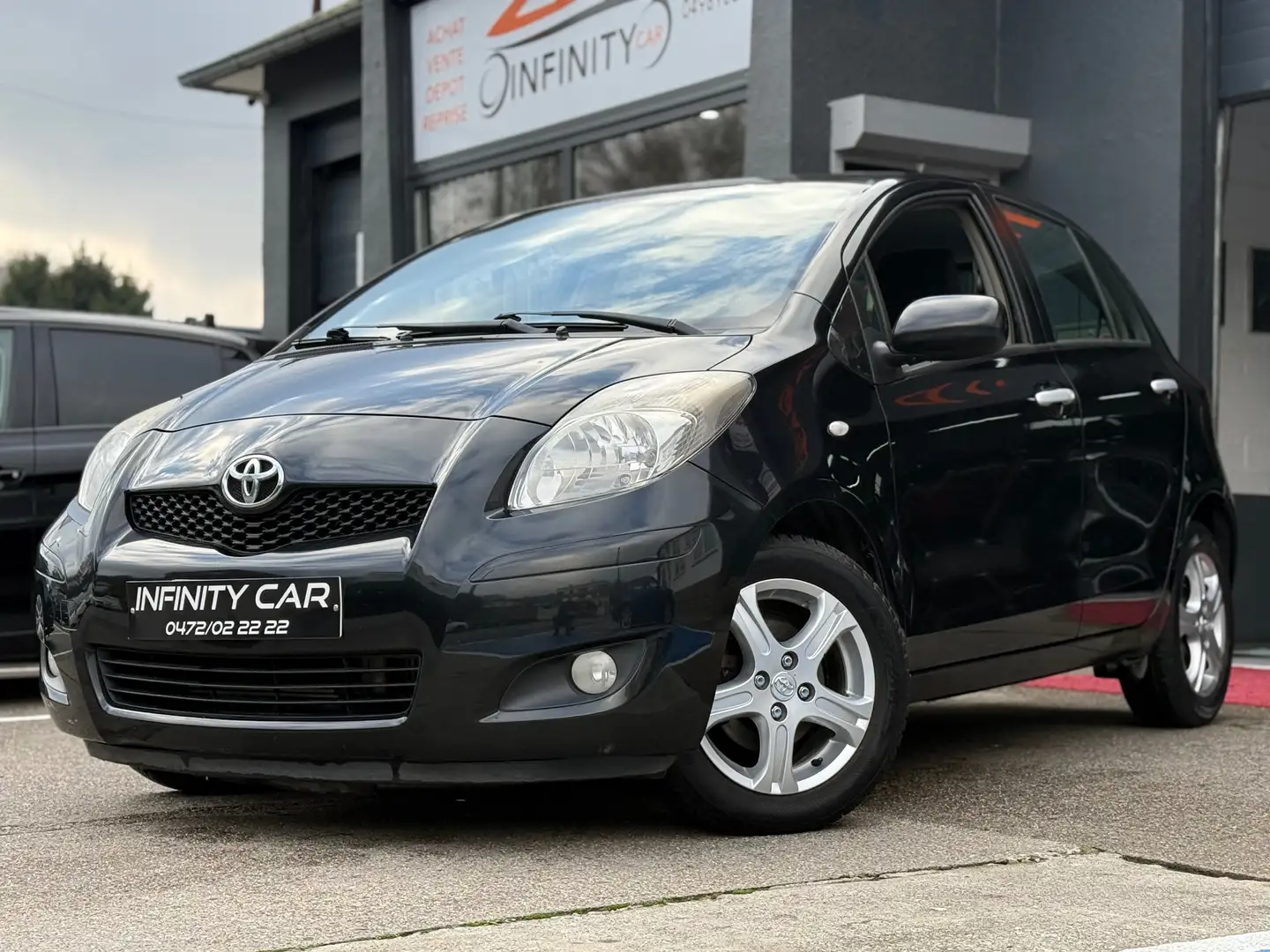 Toyota Yaris 1.4 D-4D LONDON+ Noir - 2
