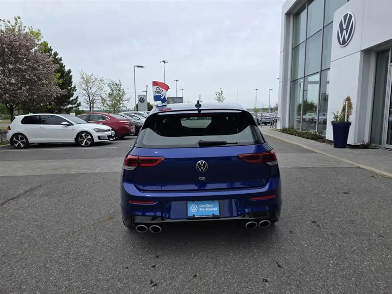 Volkswagen Golf R снимка Volkswagen Golf R