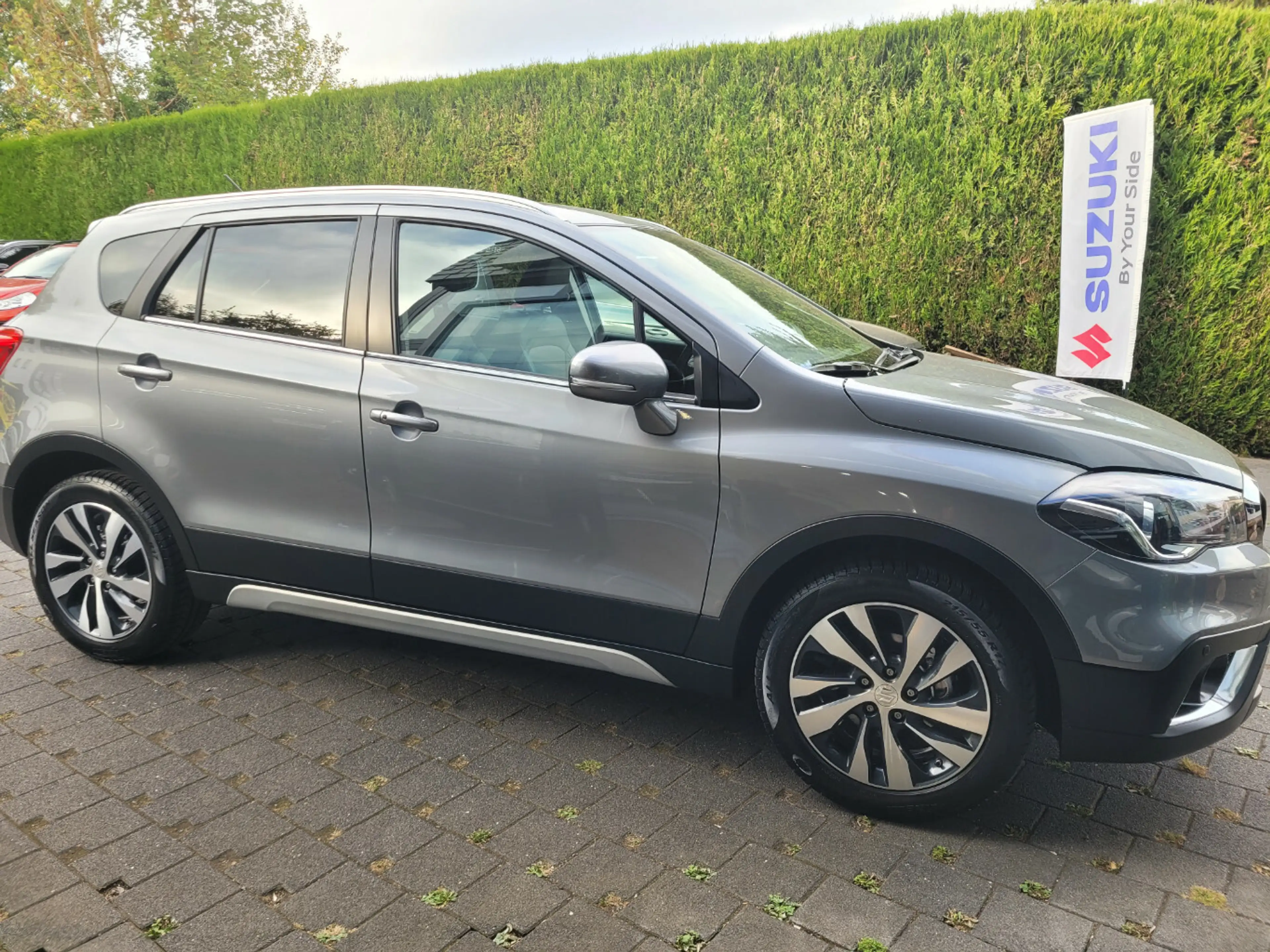 Suzuki SX4 S-Cross Comfort+ 4x4*Pano*Allwetterreifen* — photo 5