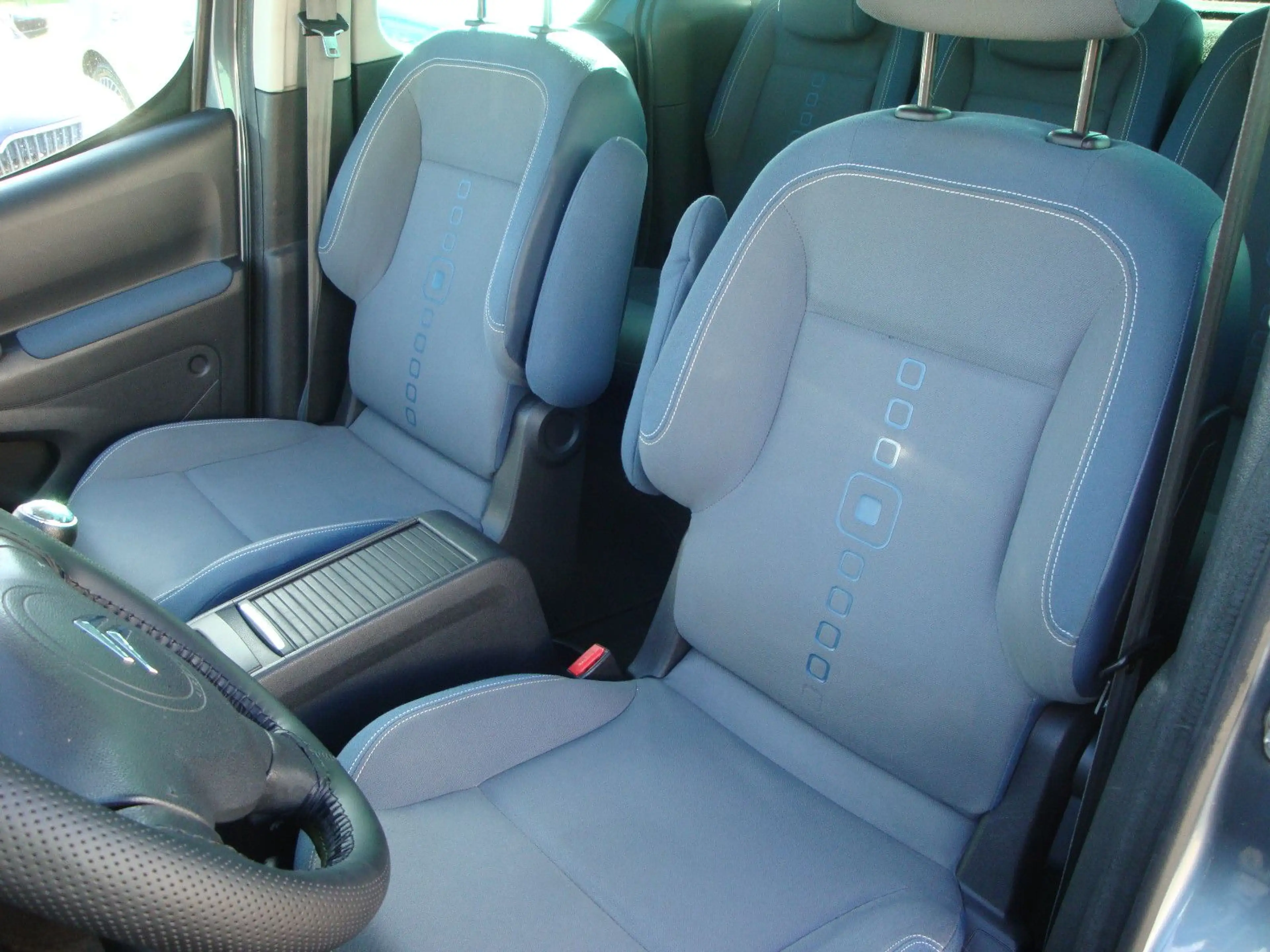 Citroen Berlingo Kombi Multispace — photo 12