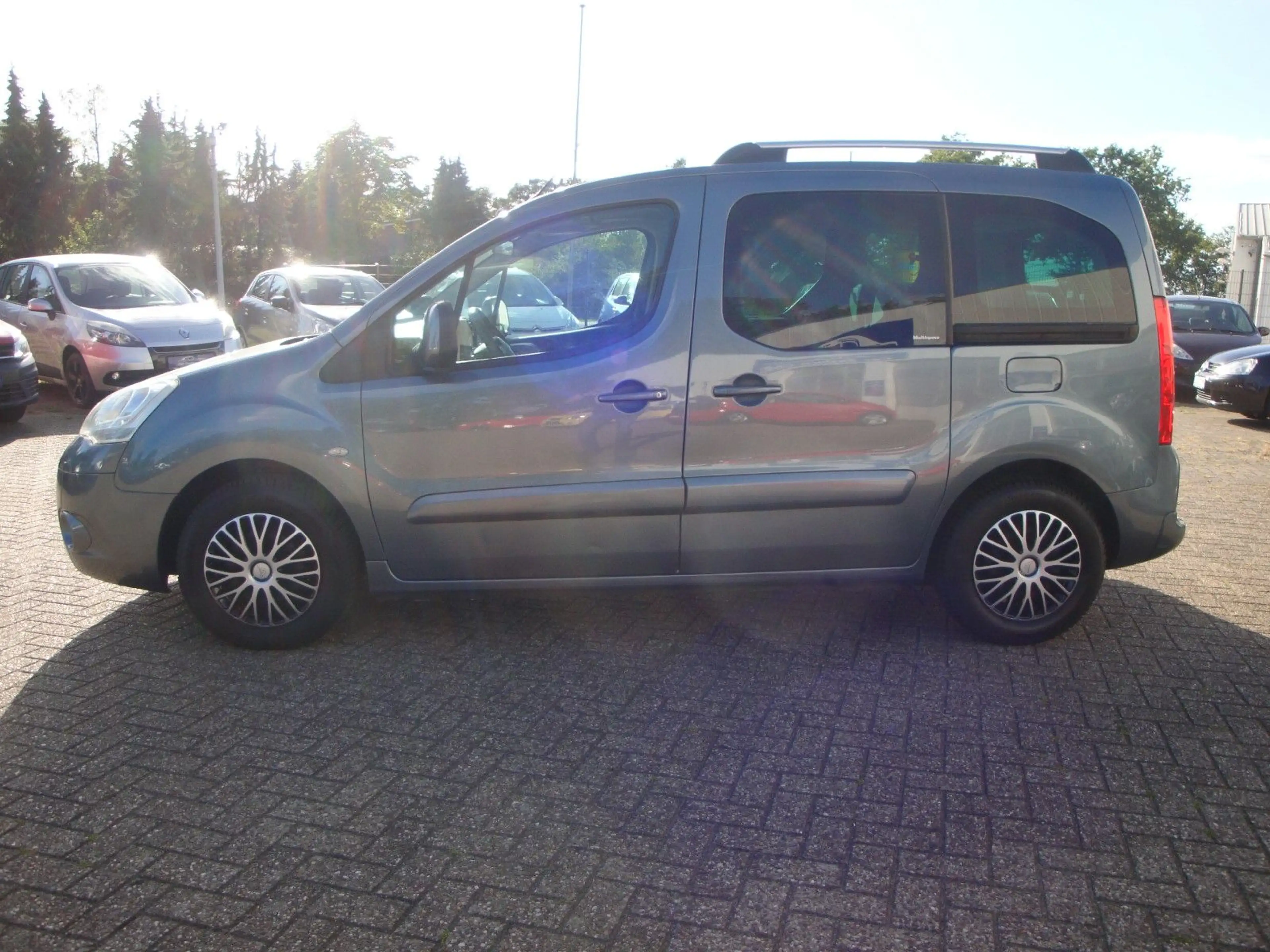 Citroen Berlingo Kombi Multispace — photo 7