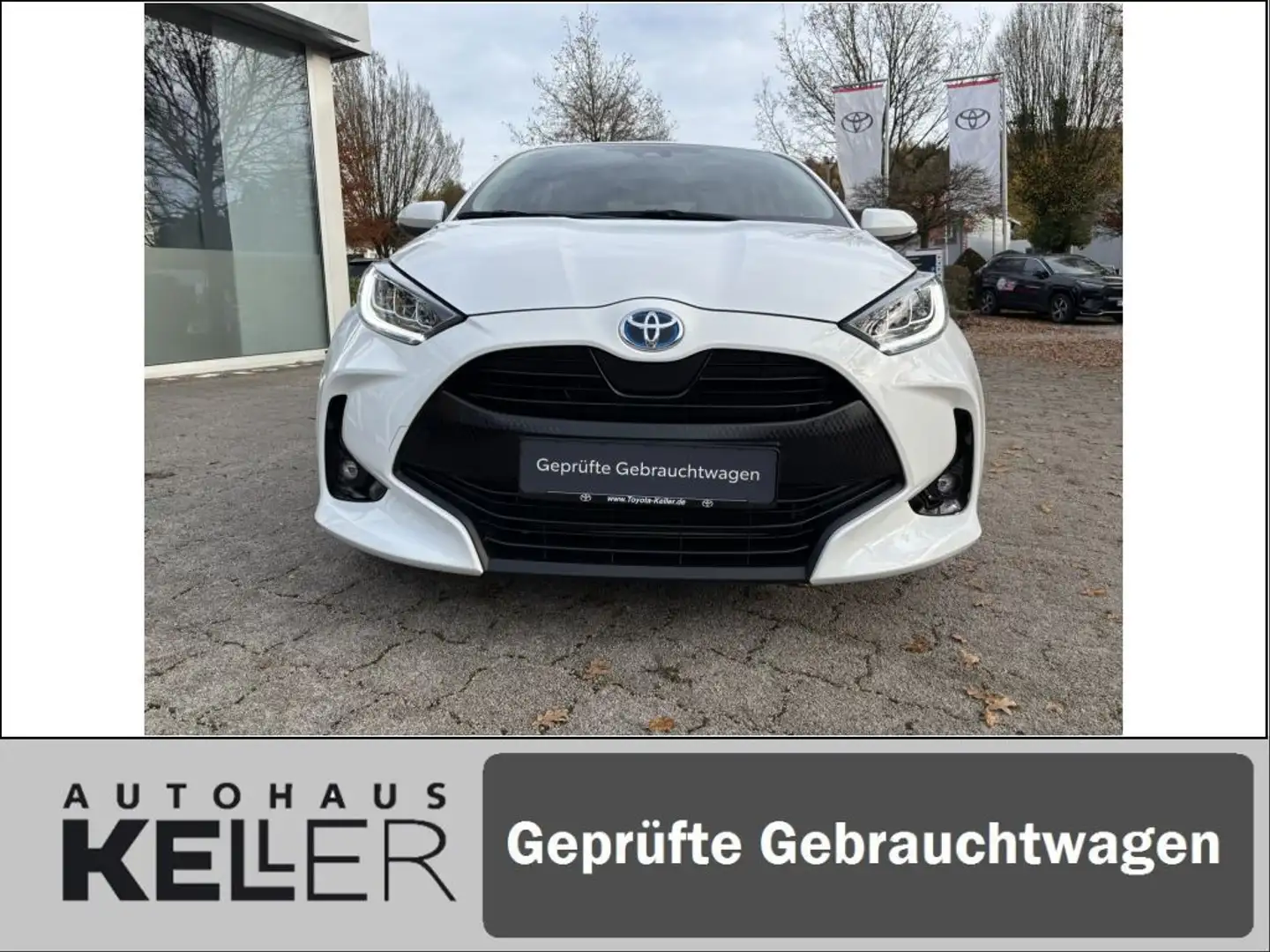 Toyota Yaris Hybrid 116 1.5 VVT-i Team Deutschland Weiß - 2