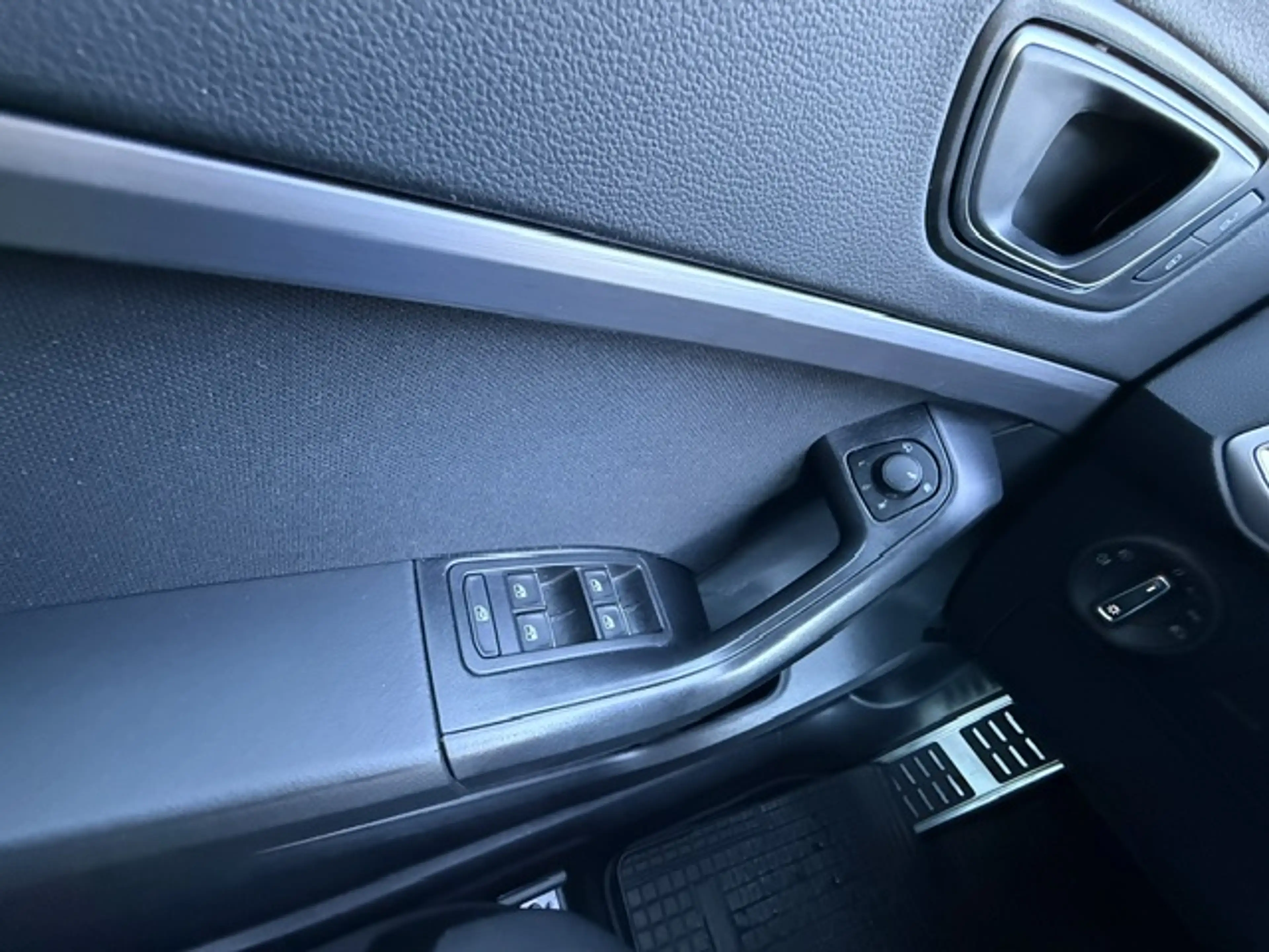 SEAT Ateca FR Activ TSI DSG — photo 14