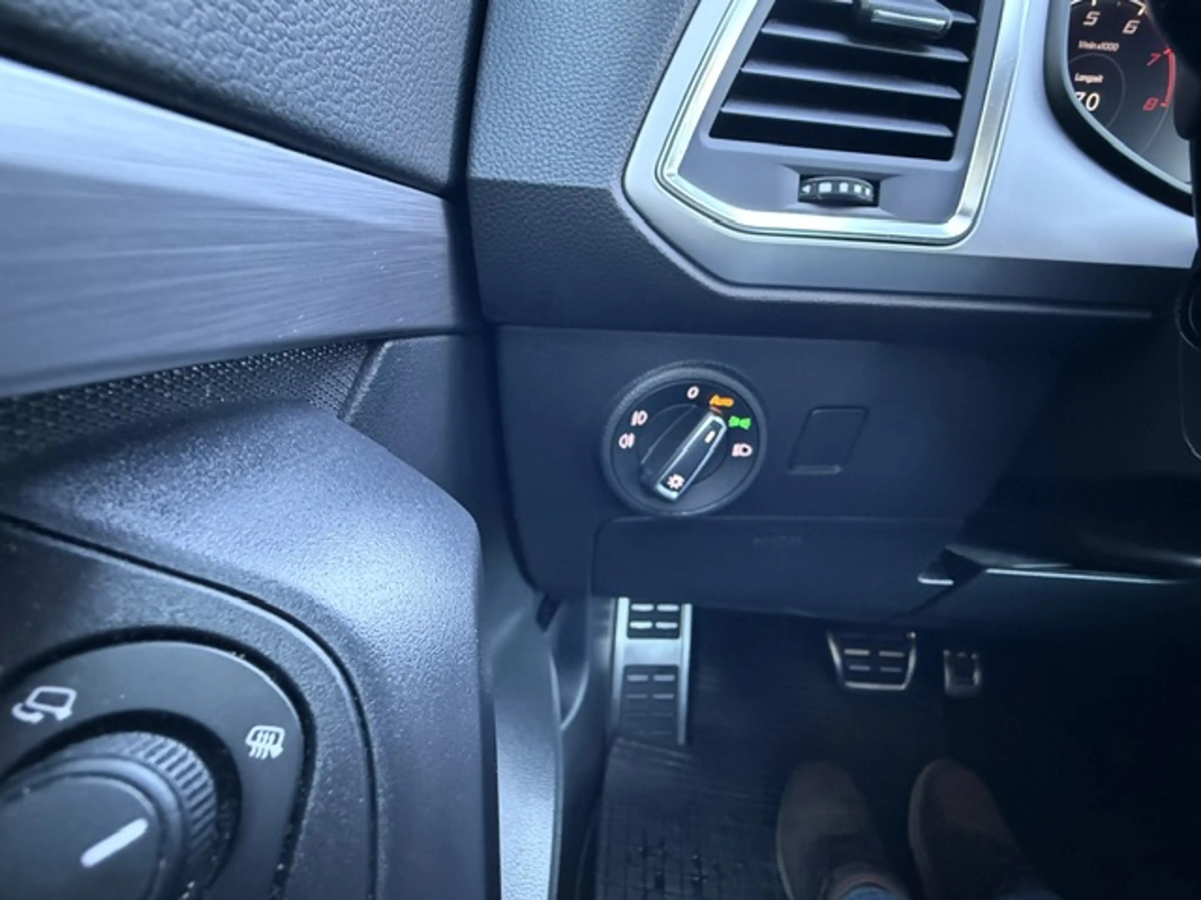 SEAT Ateca FR Activ TSI DSG — photo 15