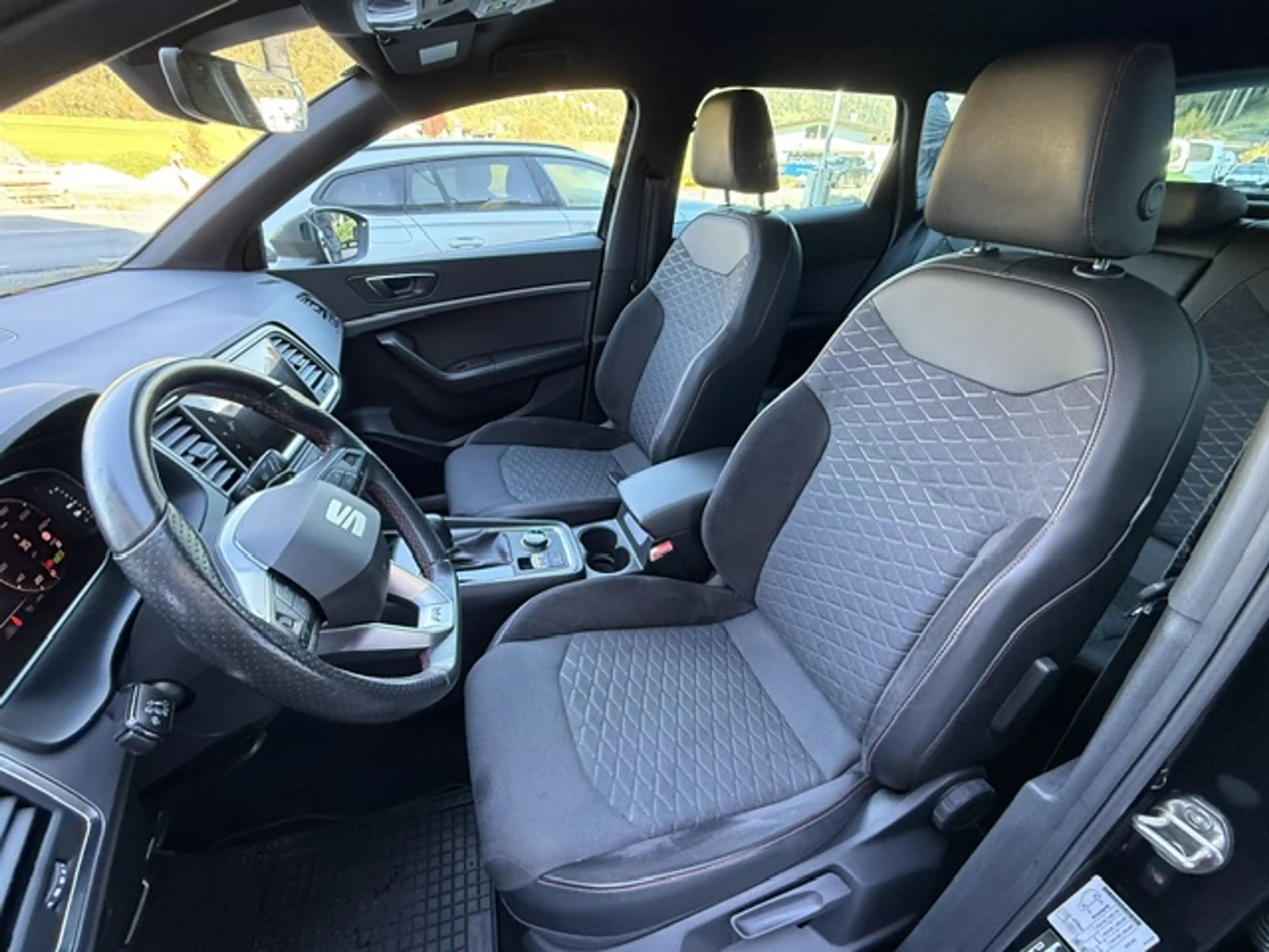 SEAT Ateca FR Activ TSI DSG — photo 11