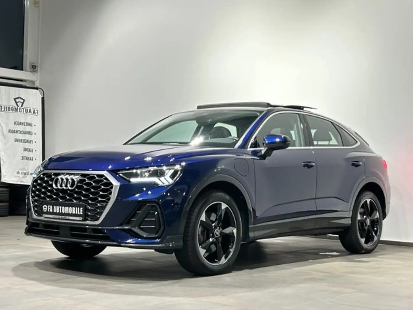 Audi Q3 Sportback 45 TFSI e Dy.LED Pano Leder Selecti Blu/Azzurro - 2