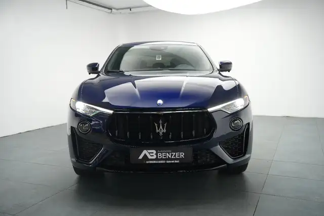 Maserati Gransport view 3