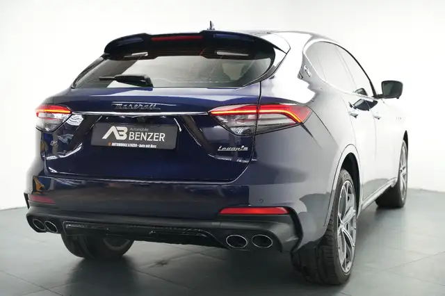 Maserati Gransport view 9