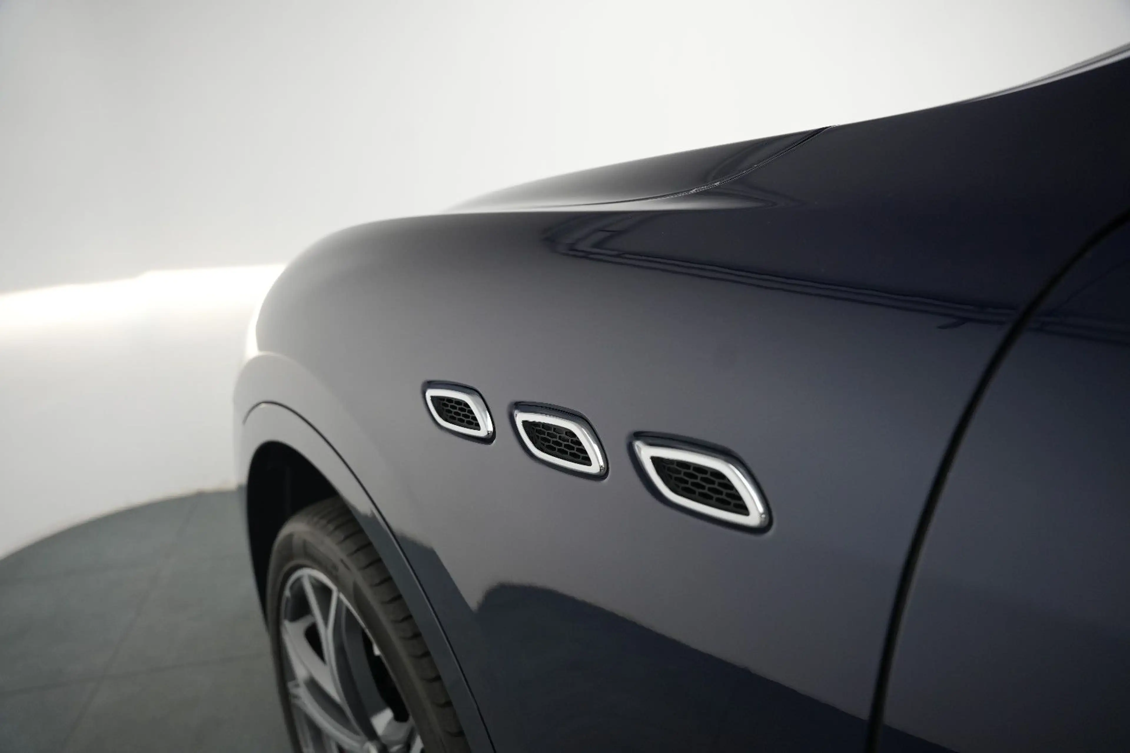 Maserati Levante Diesel/GRANSPORT/LED/360°/MEMORY — photo 12