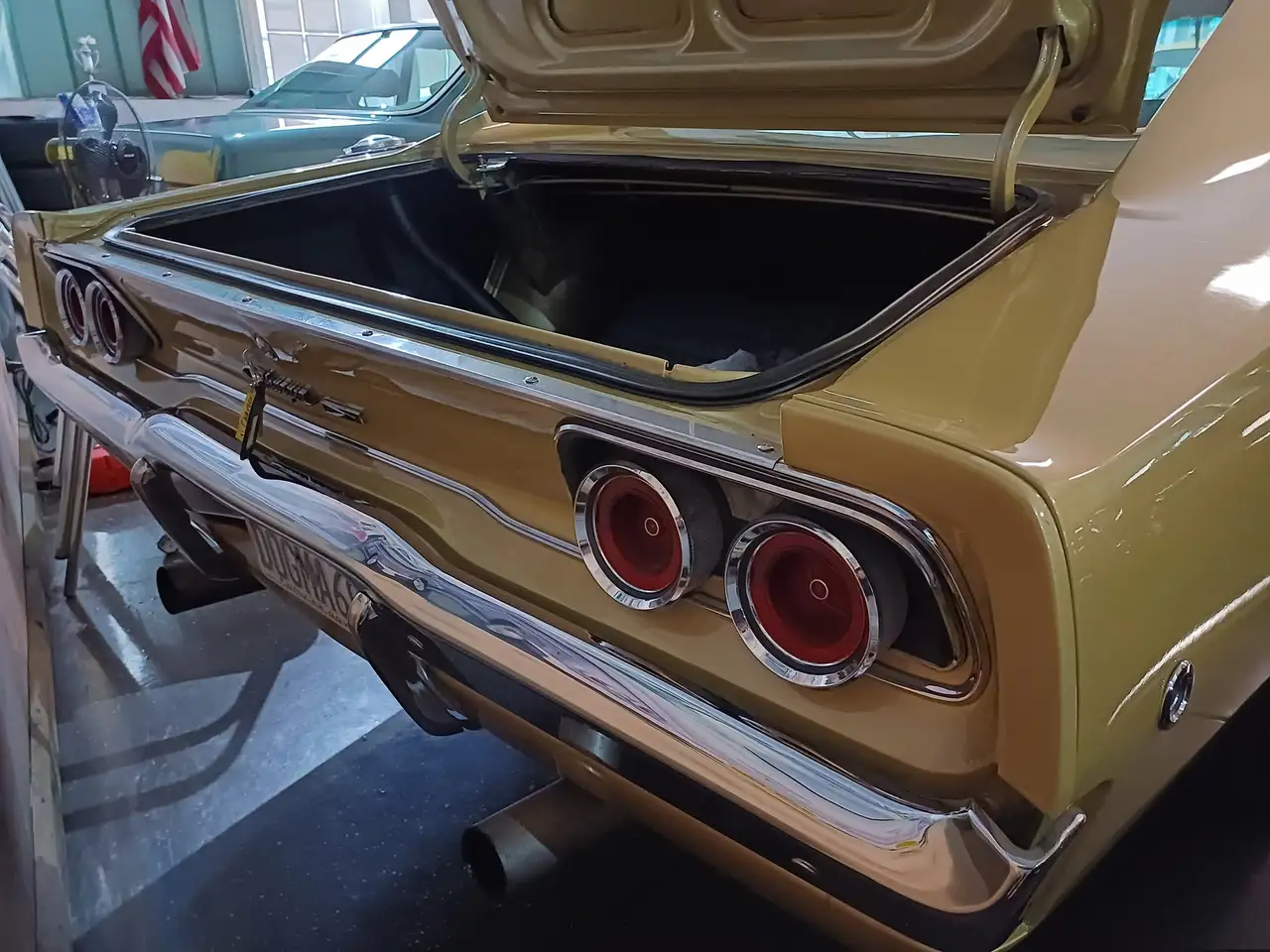 Dodge Charger 383, foto 4