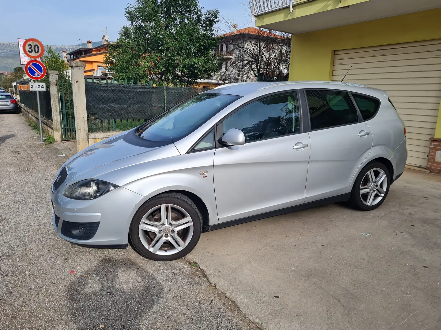 SEAT Altea Altea 2.0 tdi cr Style dsg Argento - 1