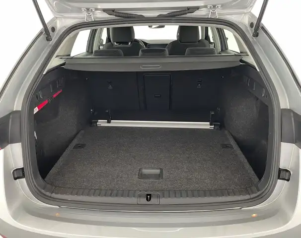Skoda Octavia view 7