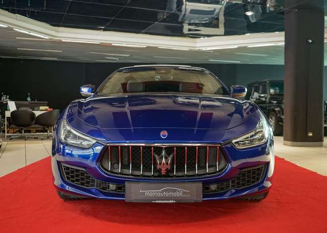 Imagine Maserati Ghibli Bi-Xenon ACC DAB Keyless eGSD Multimedia