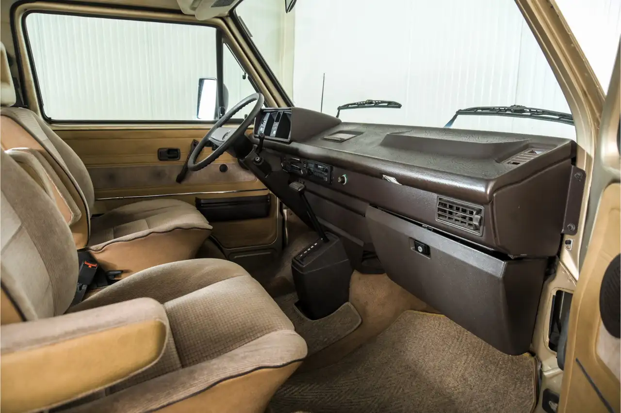 Volkswagen Vanagon 2.0 injectie automaat, foto 12