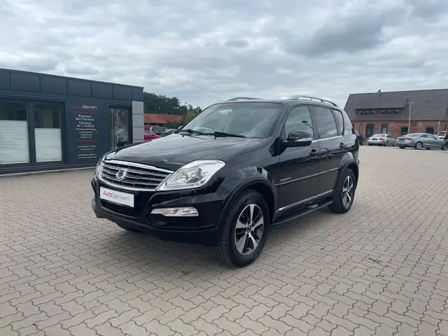 SsangYong Rexton 2.2 TD Executive 4x4 7-Sitzer AHK 3.5t