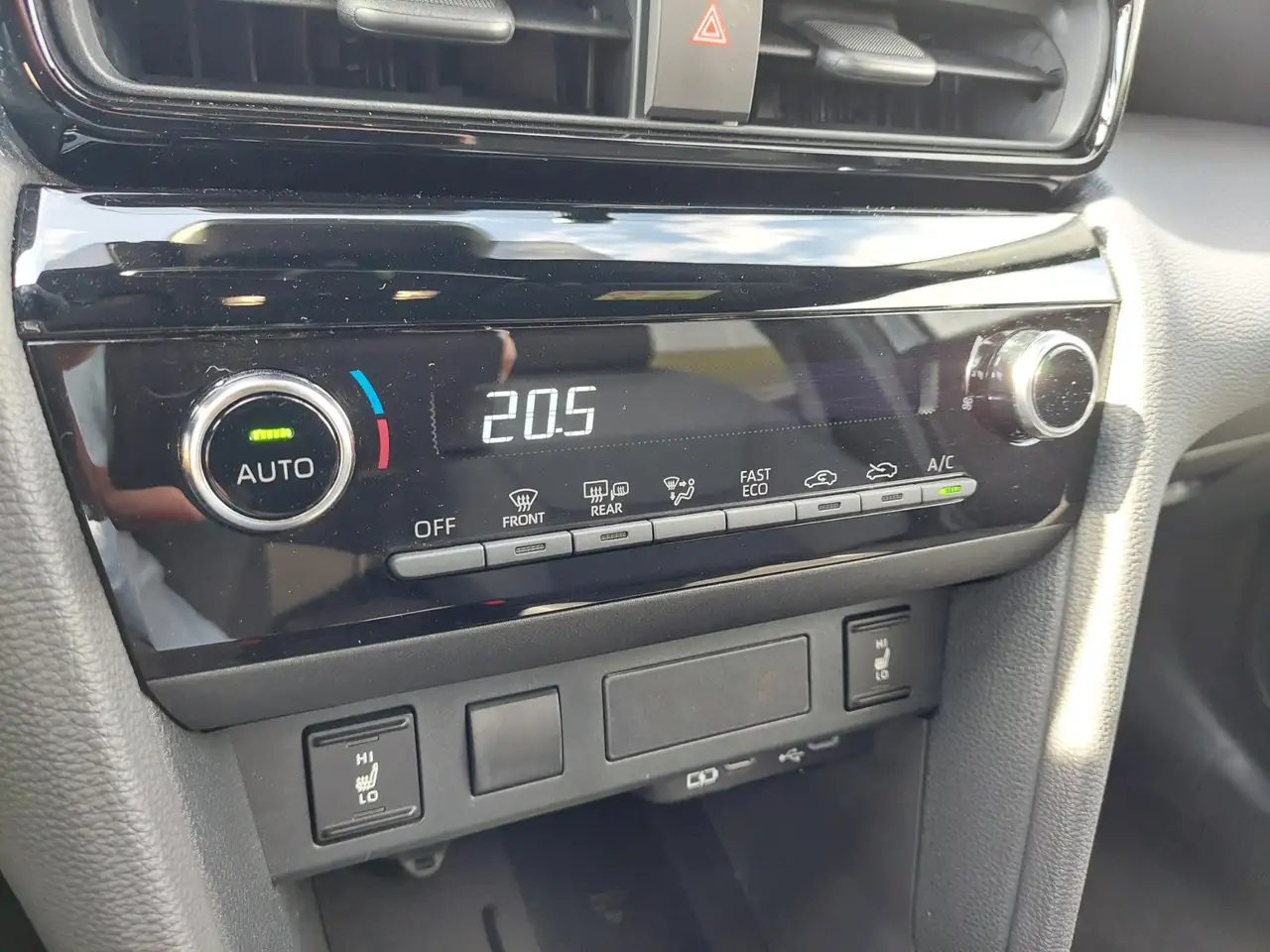Toyota Yaris Cross 1.5 VVT-ie Hybrid 85kW Executive CVT, миниатюра 26
