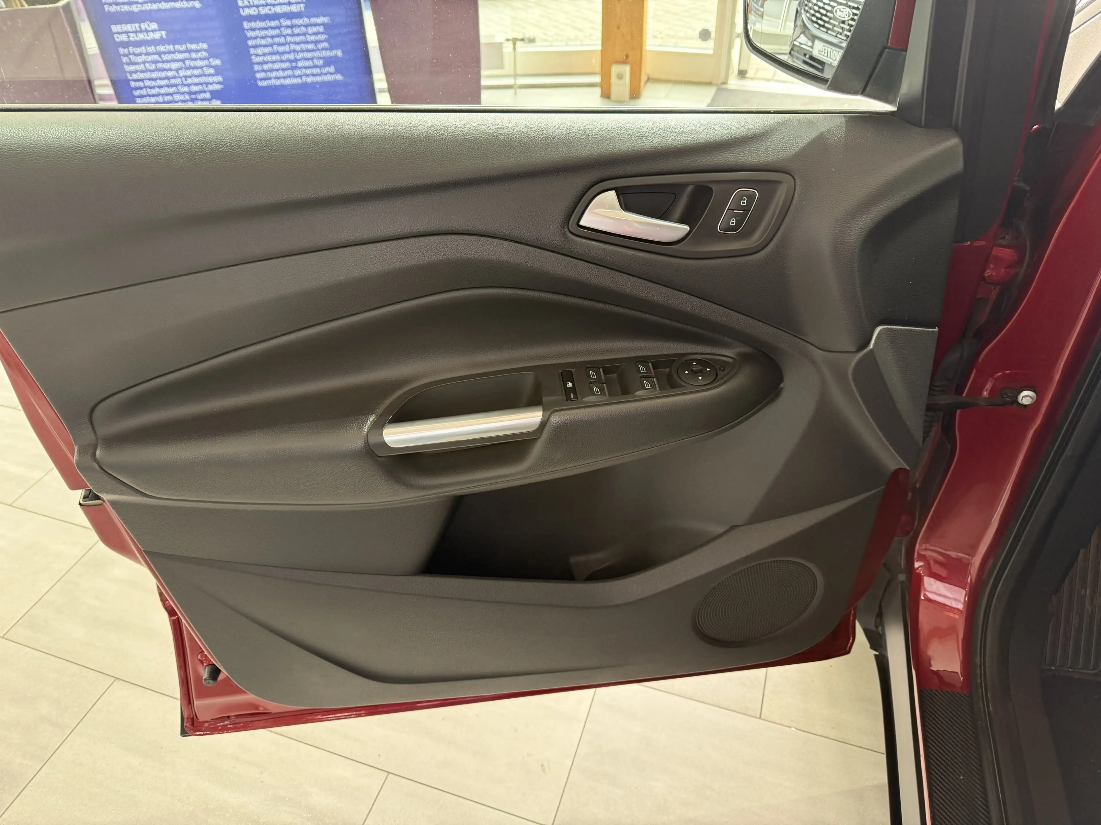 Ford Kuga Cool & Connect Winter-Paket / AHK / Rückfahrkamera — photo 9