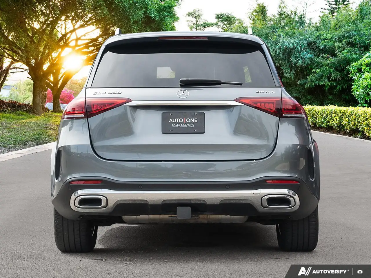 Mercedes-Benz GLE снимка Mercedes-Benz GLE