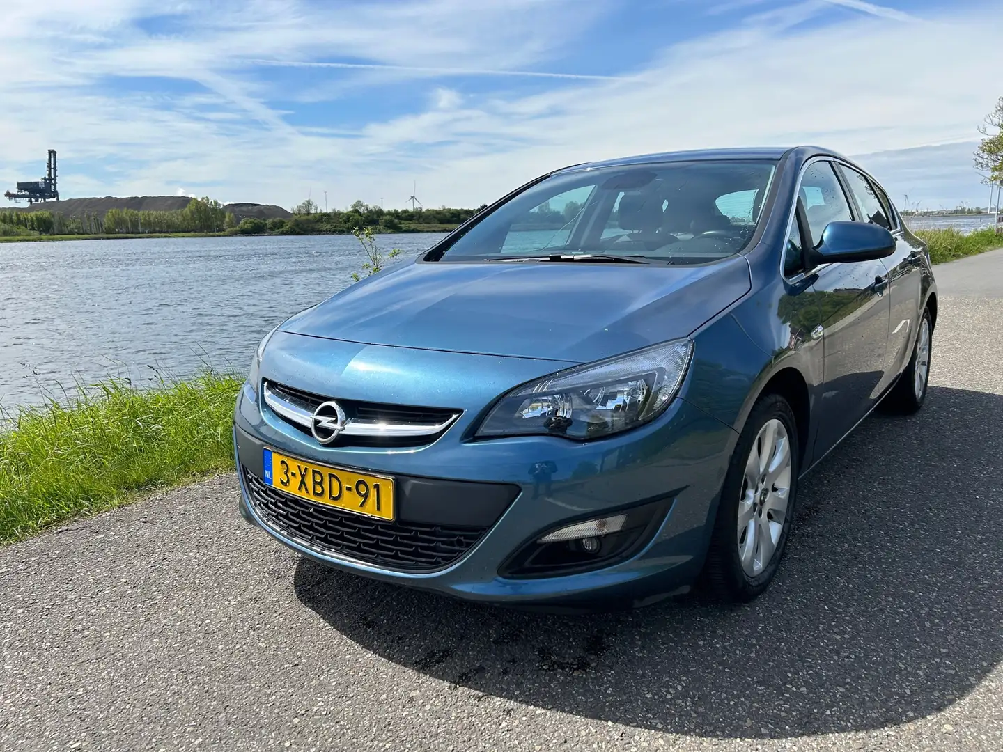 Opel Astra 1.4 Turbo Business + Blauw - 2