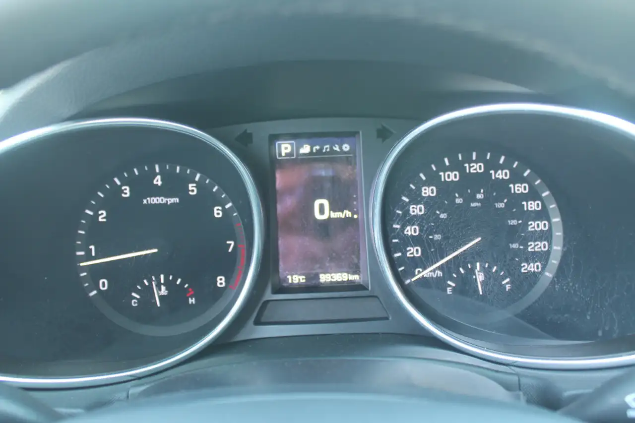 Hyundai SANTA FE снимка Hyundai SANTA FE