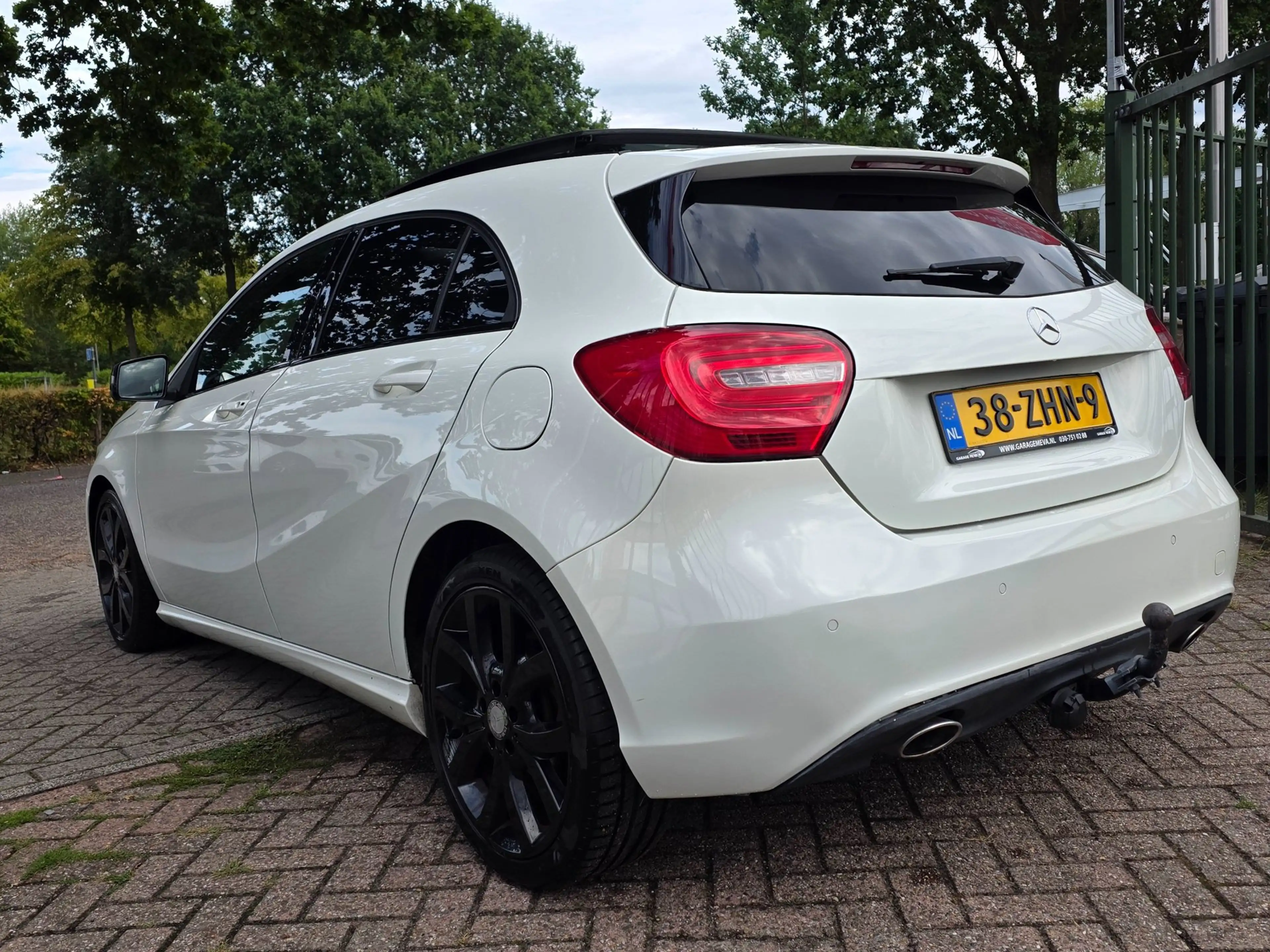 Mercedes-Benz A 200 Ambition Automaat Panorama dak leerbekeleding memo — photo 4